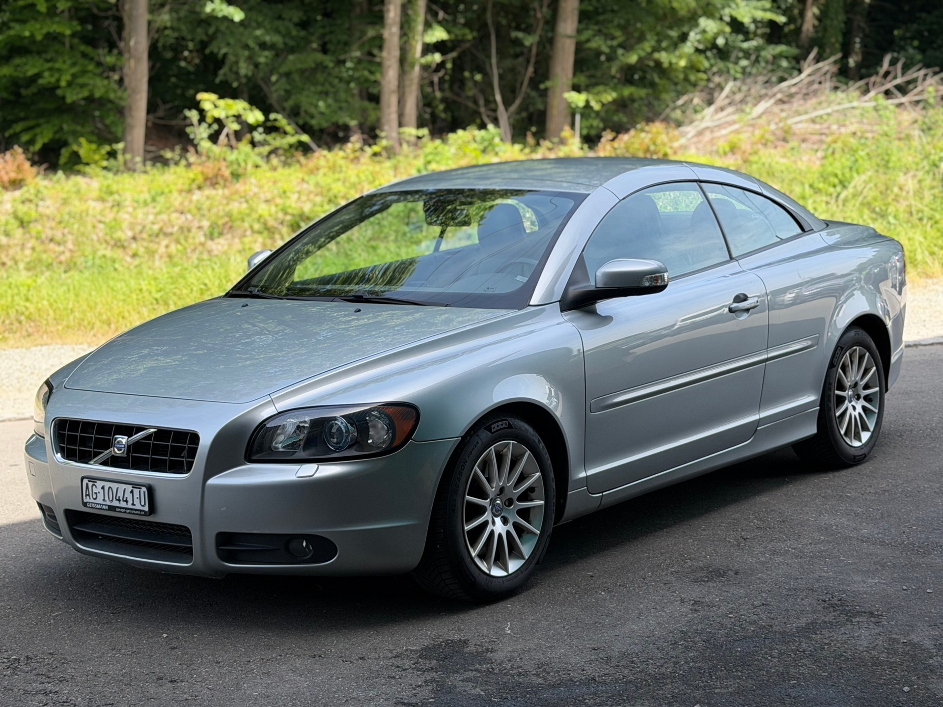 VOLVO C70 2.0D Summum Powershift-image-1