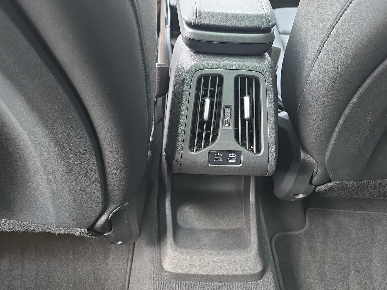 BMW 223i xDrive SDKG Active Tourer-image-19