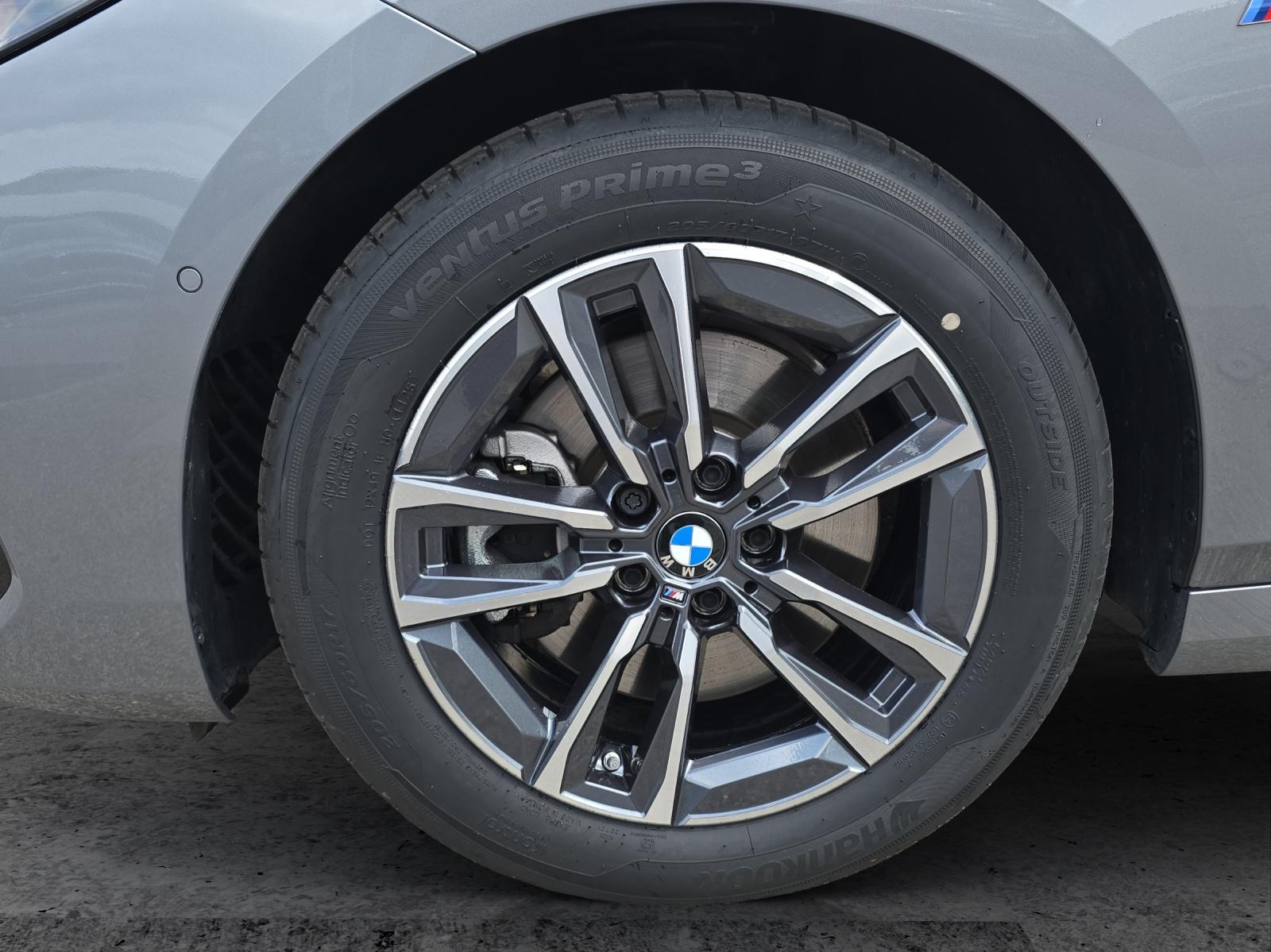 BMW 223i xDrive SDKG Active Tourer-image-4