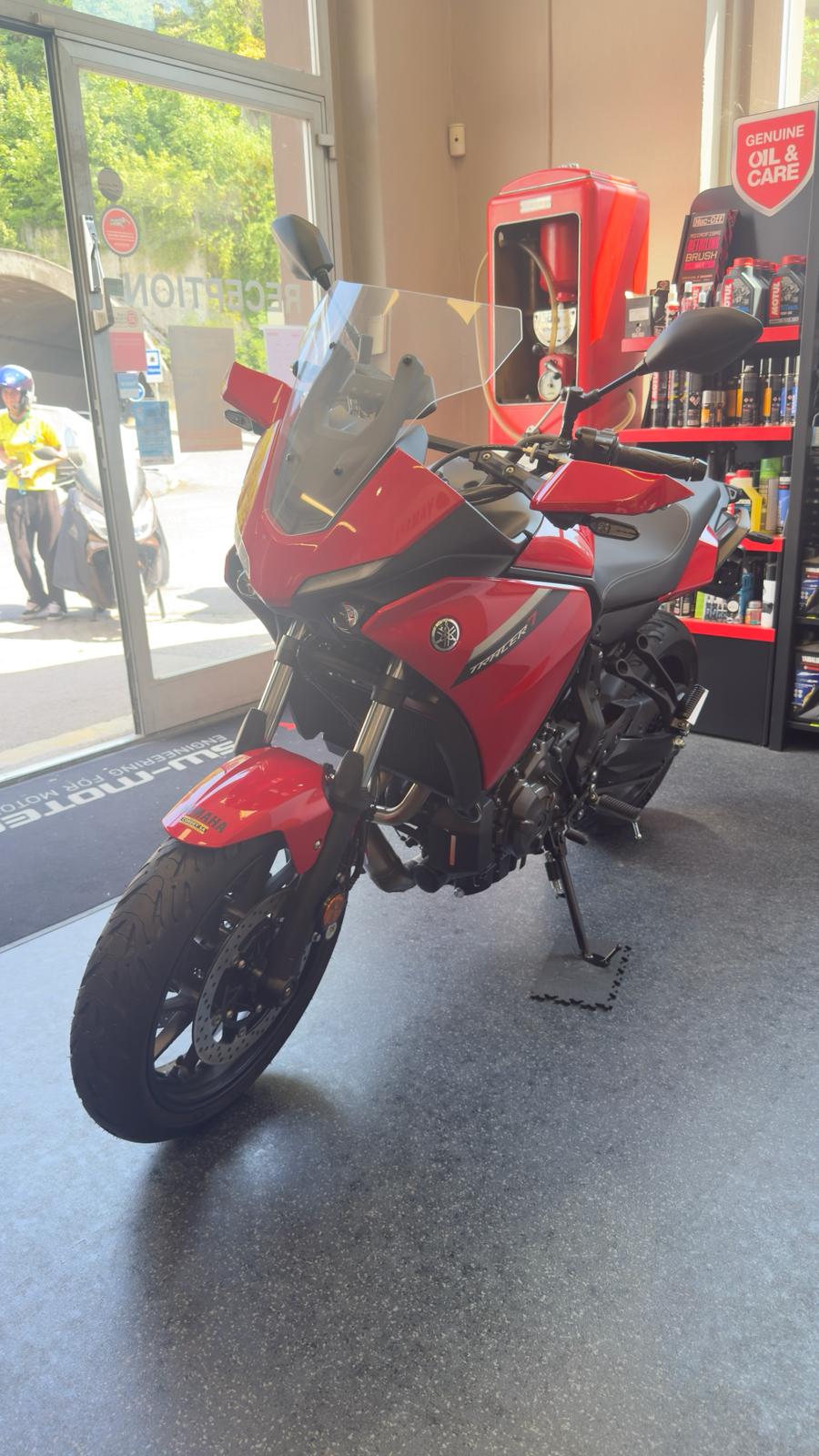 YAMAHA Tracer 7 (35kW) LEASING 0%-showroom-element-1