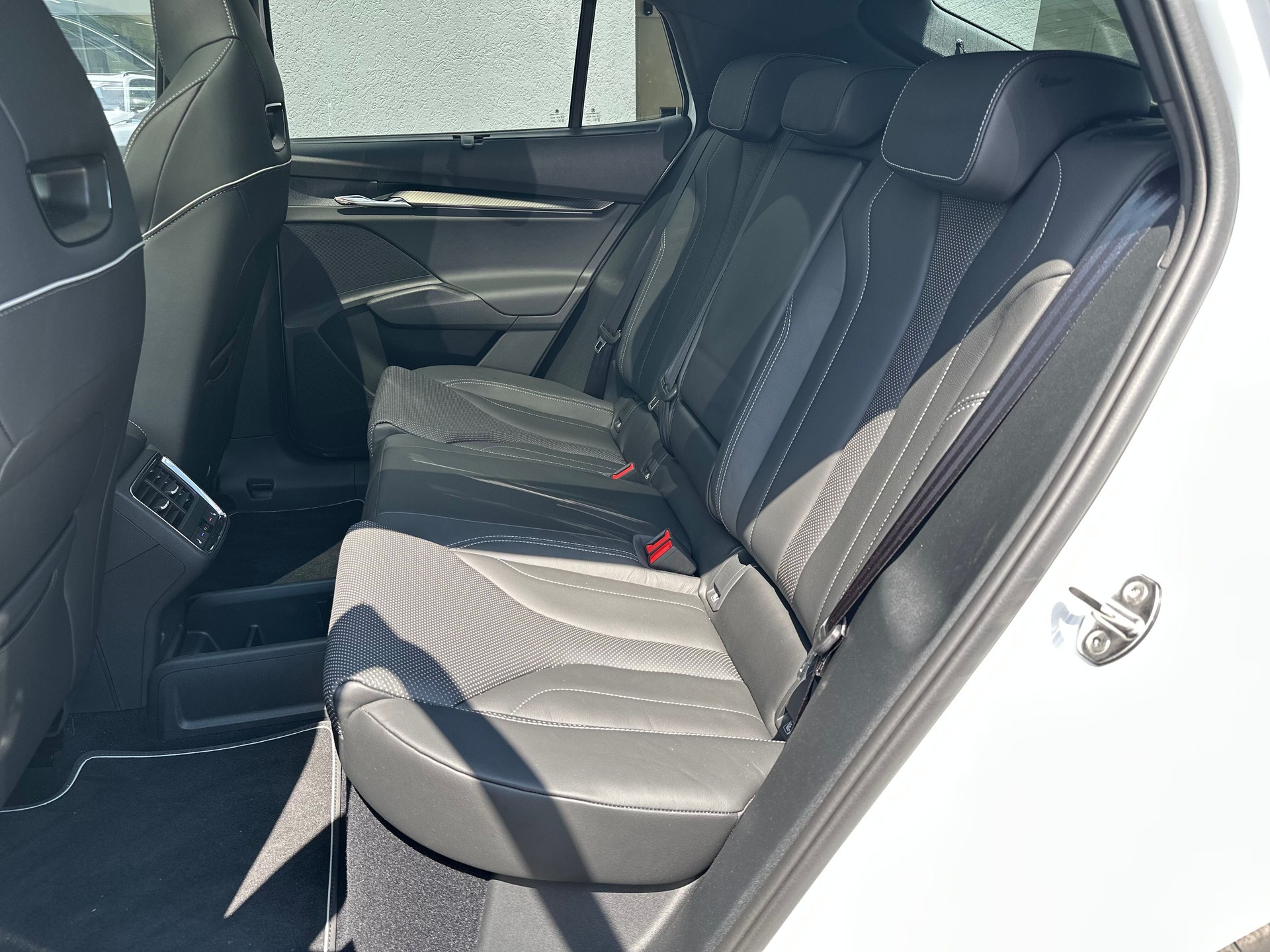 SKODA Enyaq Coupé RS iV 80 4x4-image-7