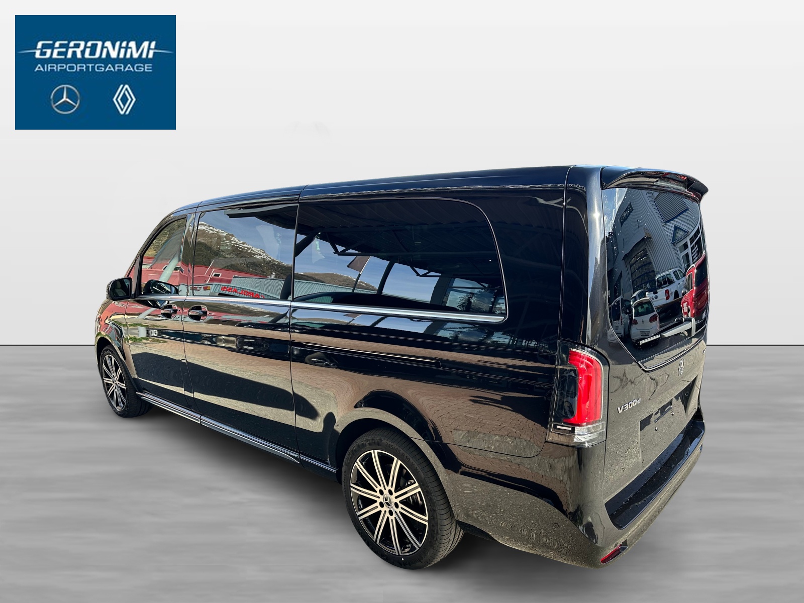 MERCEDES-BENZ V 300 d Exclusive extra lang 4Matic-image-5