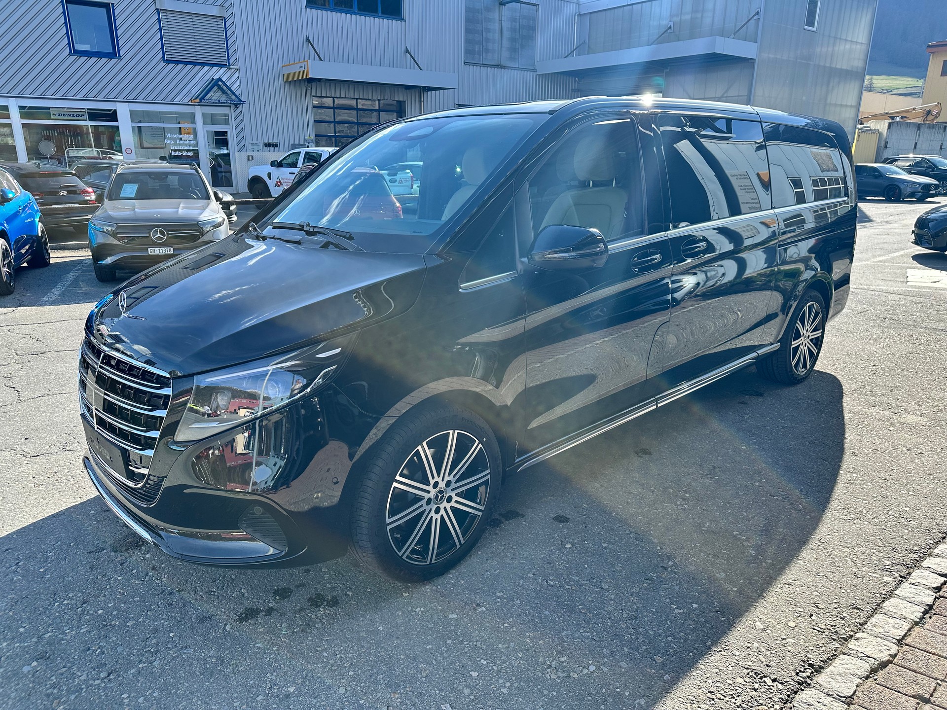 MERCEDES-BENZ V 300 d Exclusive extra lang 4Matic-image-4