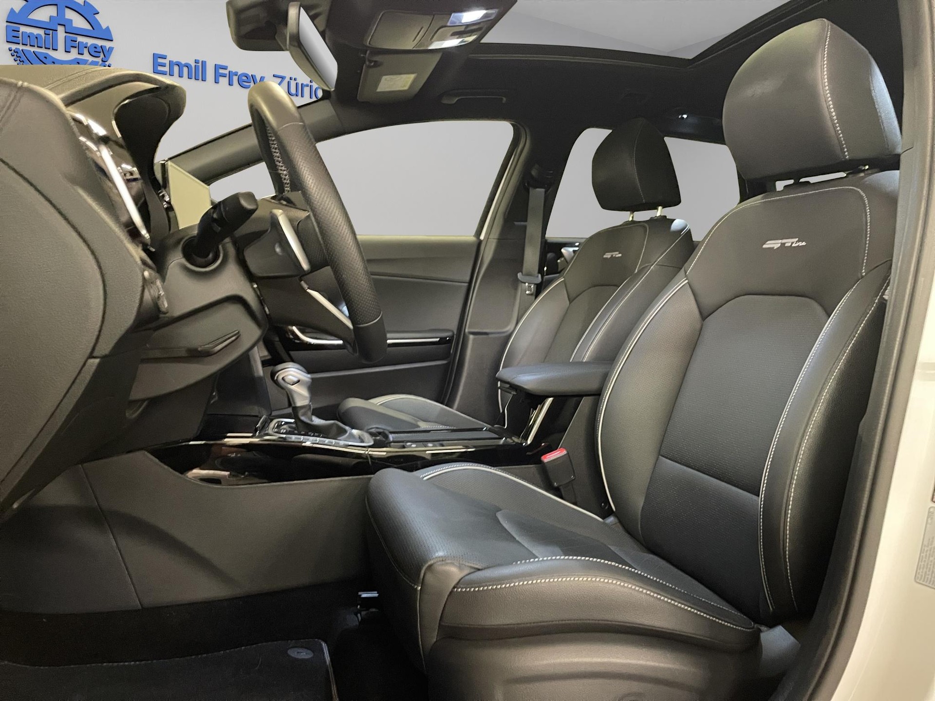 KIA Ceed SW 1.5 T-GDi MHEV GT-Line-image-6
