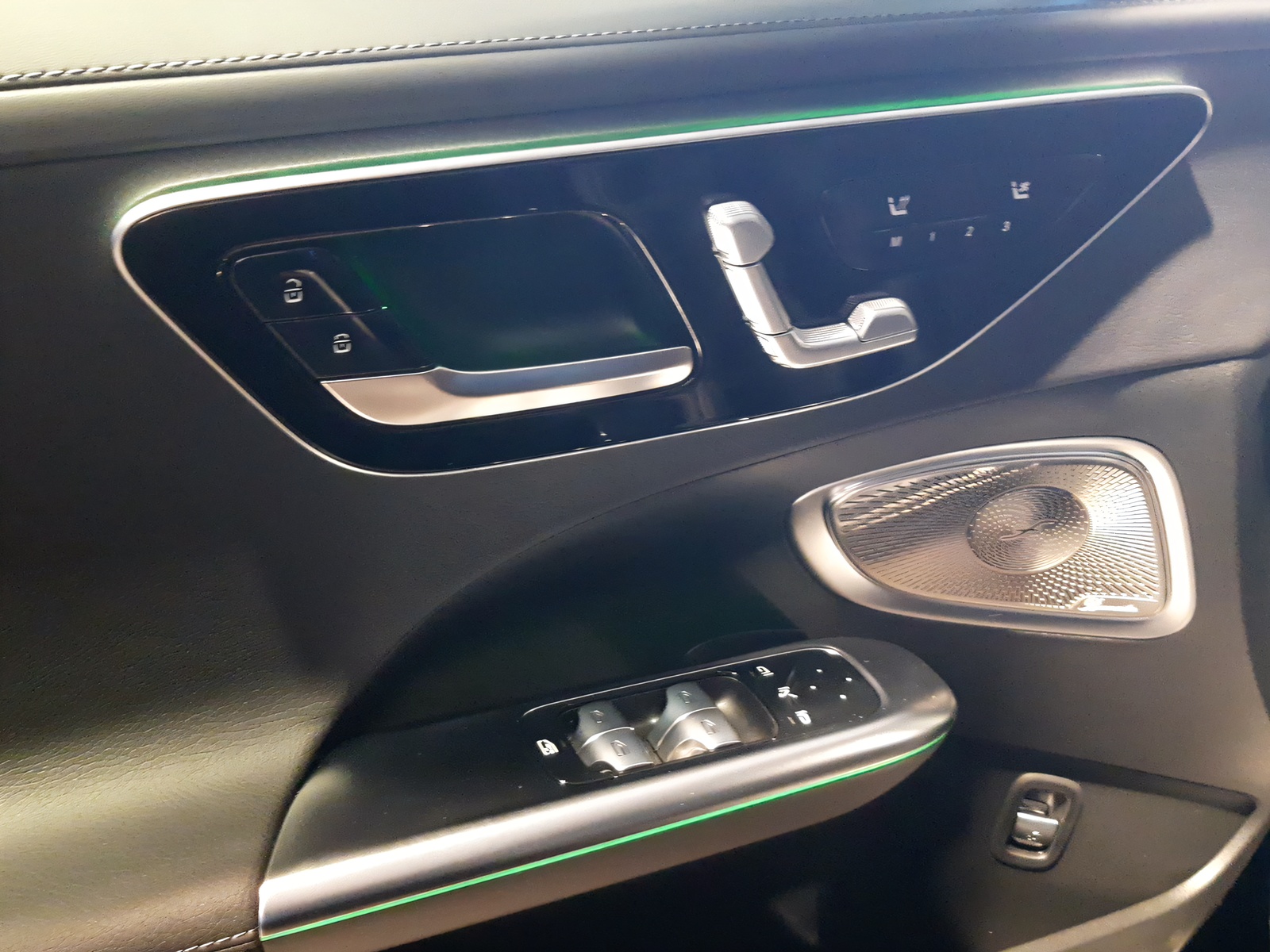 MERCEDES-BENZ C 220 d 4Matic T-Modell Swiss Star-image-8