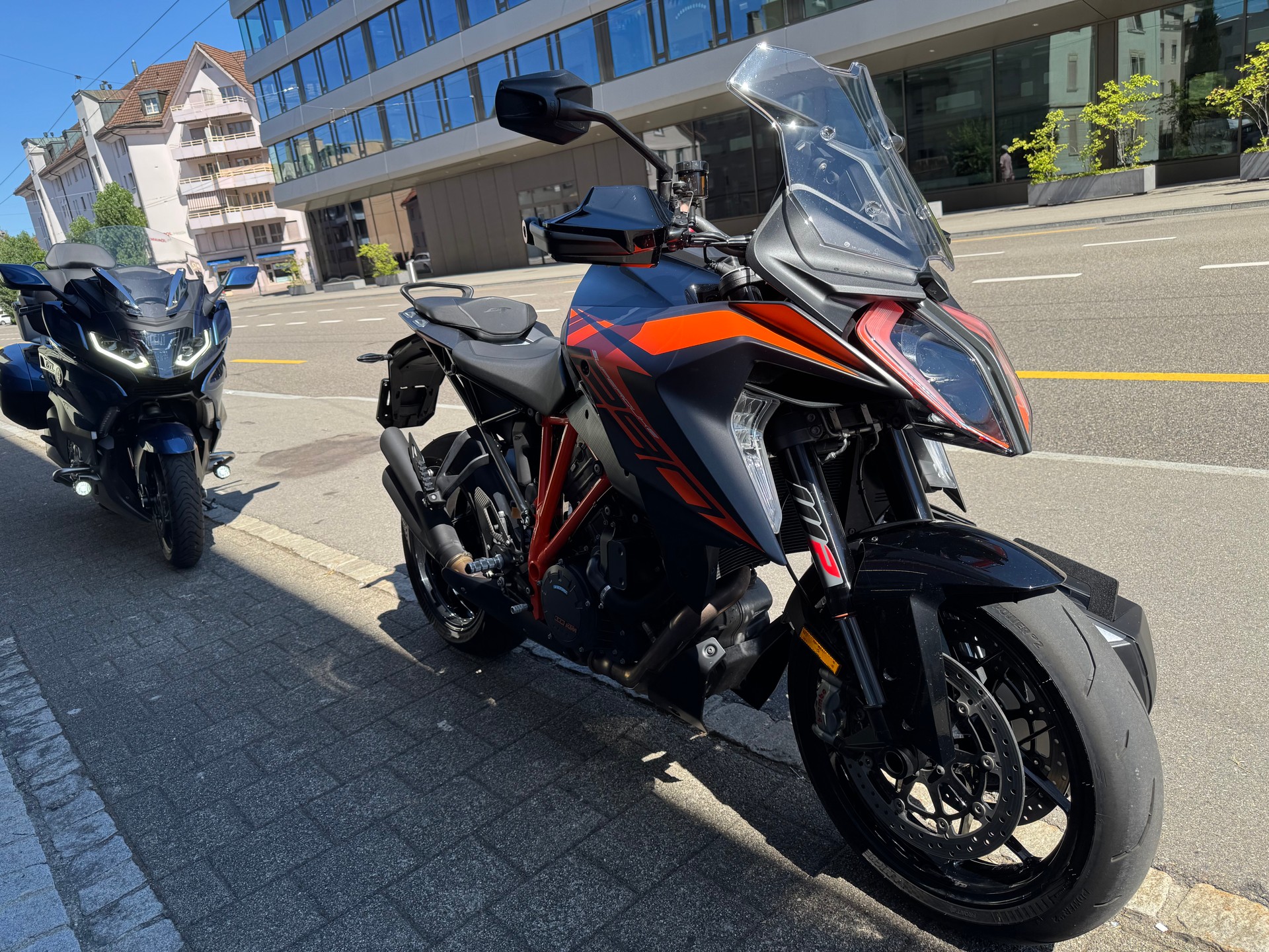 KTM 1290 Super Duke GT-image-5