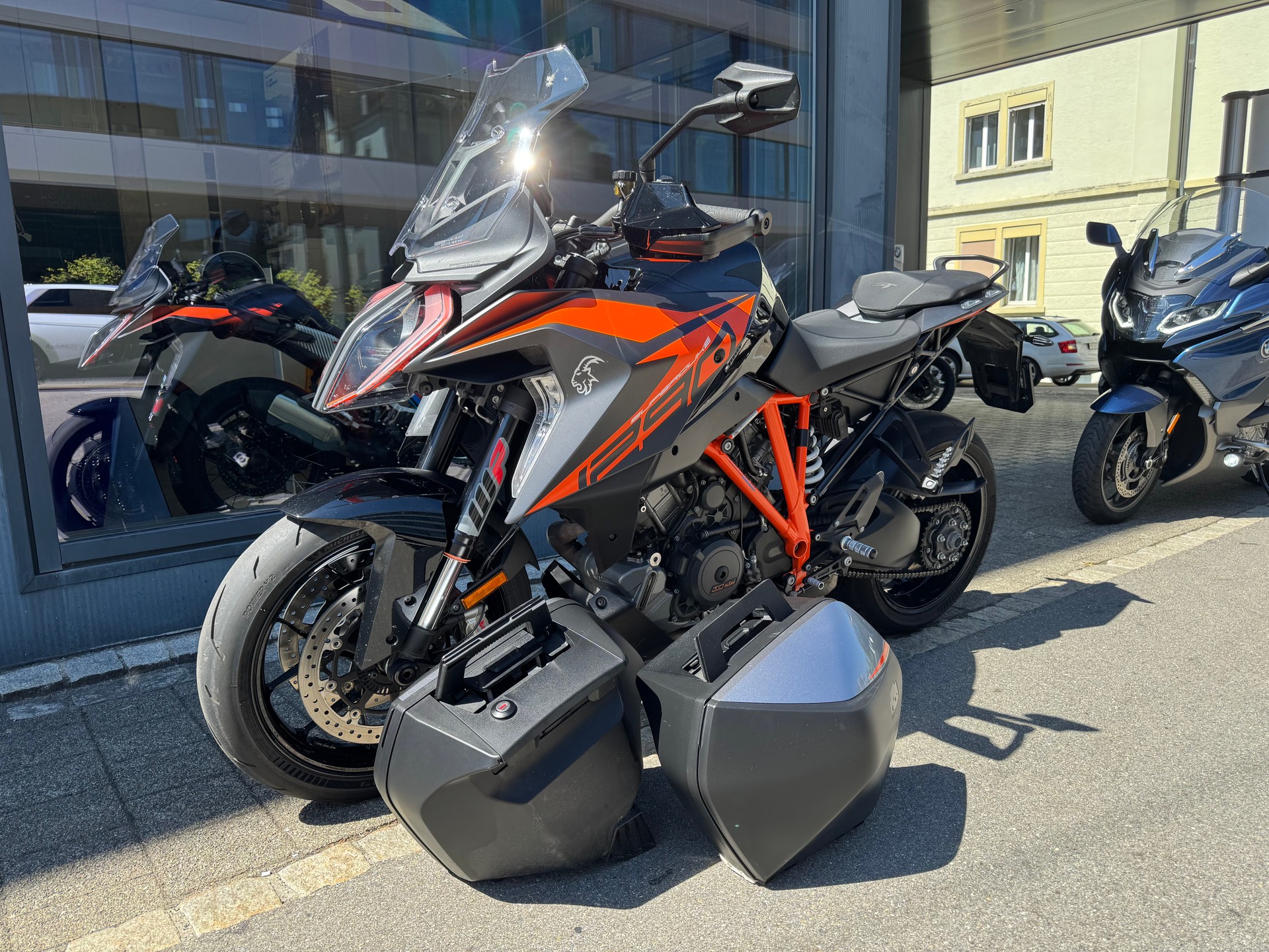 KTM 1290 Super Duke GT
