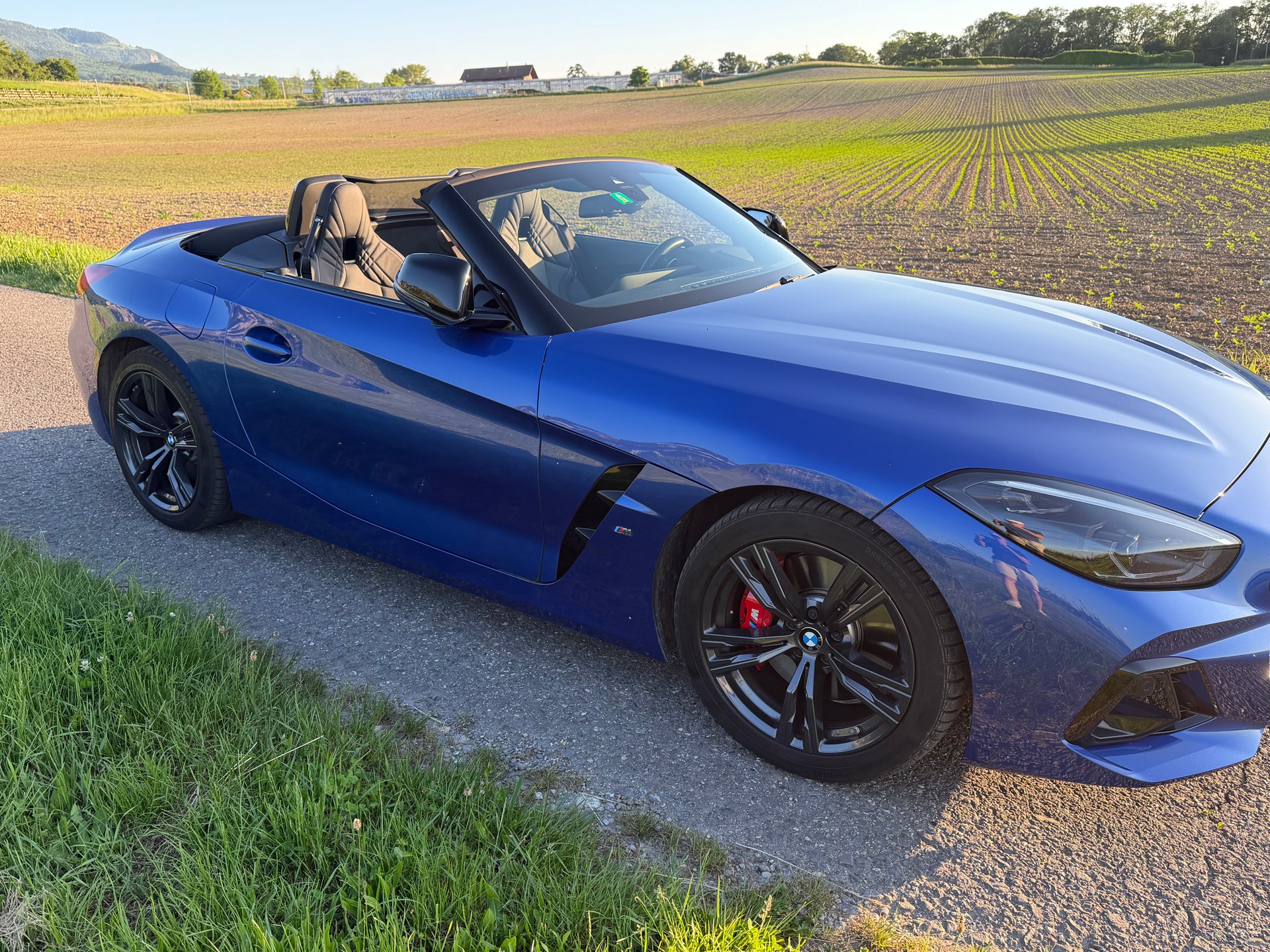 BMW 30i sDrive-image-1