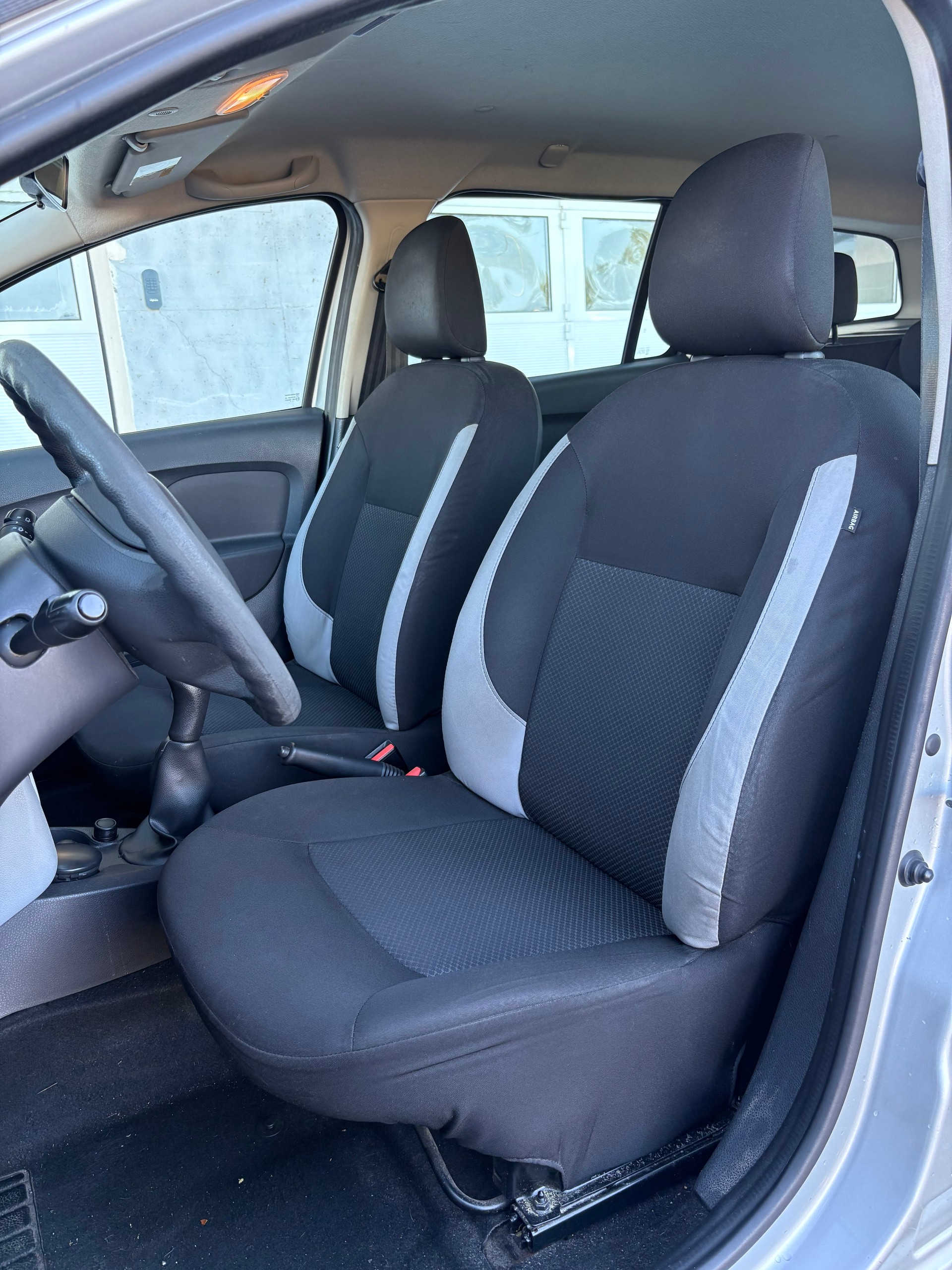DACIA Logan MCV 0.9 Lauréate-image-12