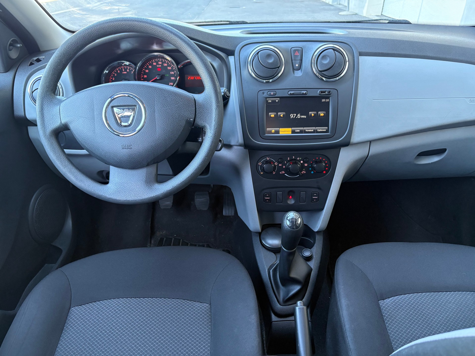 DACIA Logan MCV 0.9 Lauréate-image-11