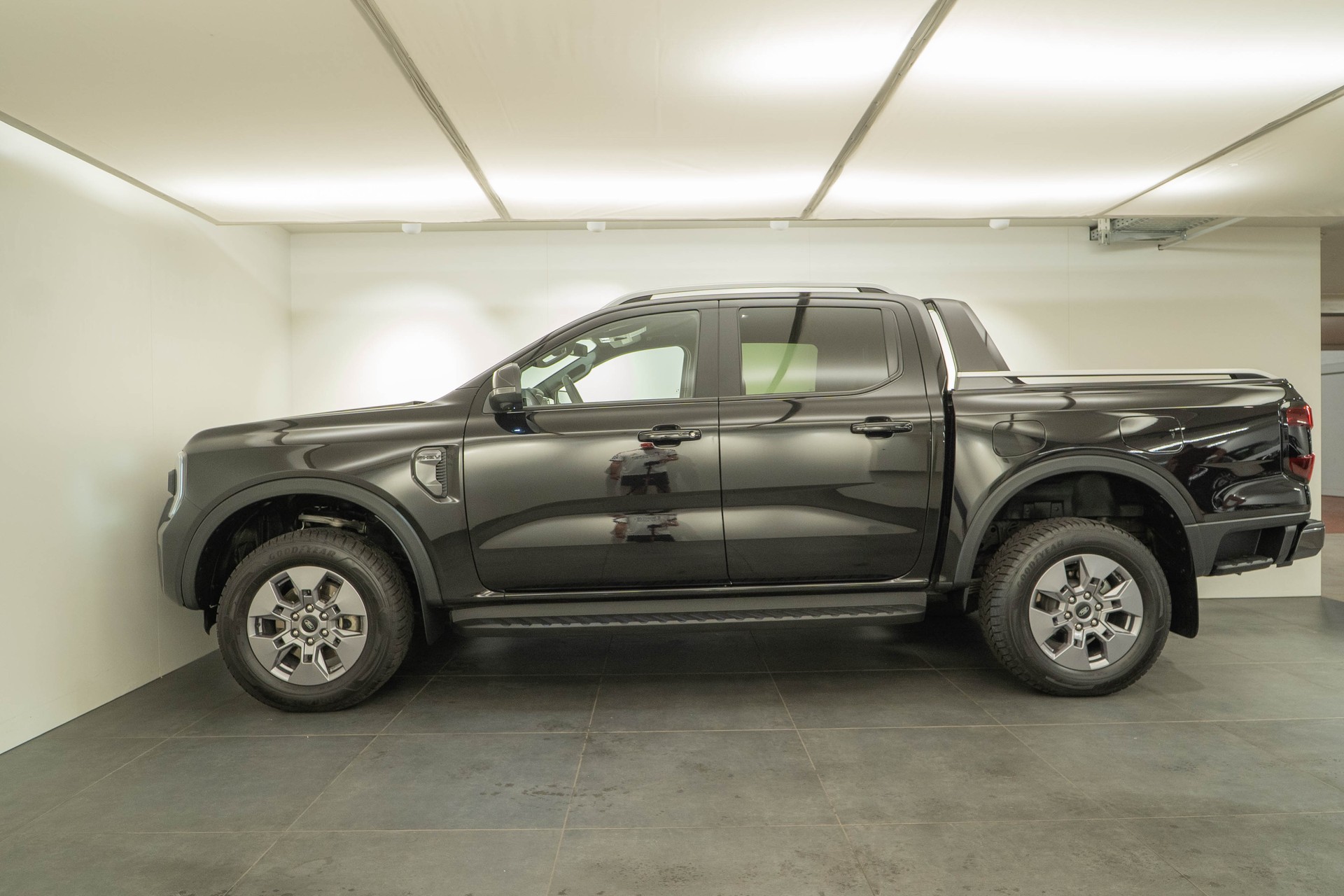 FORD Ranger DKab.Pick-up 2.3 EcoBoost 4x4 Wildtrak PHEV-image-2