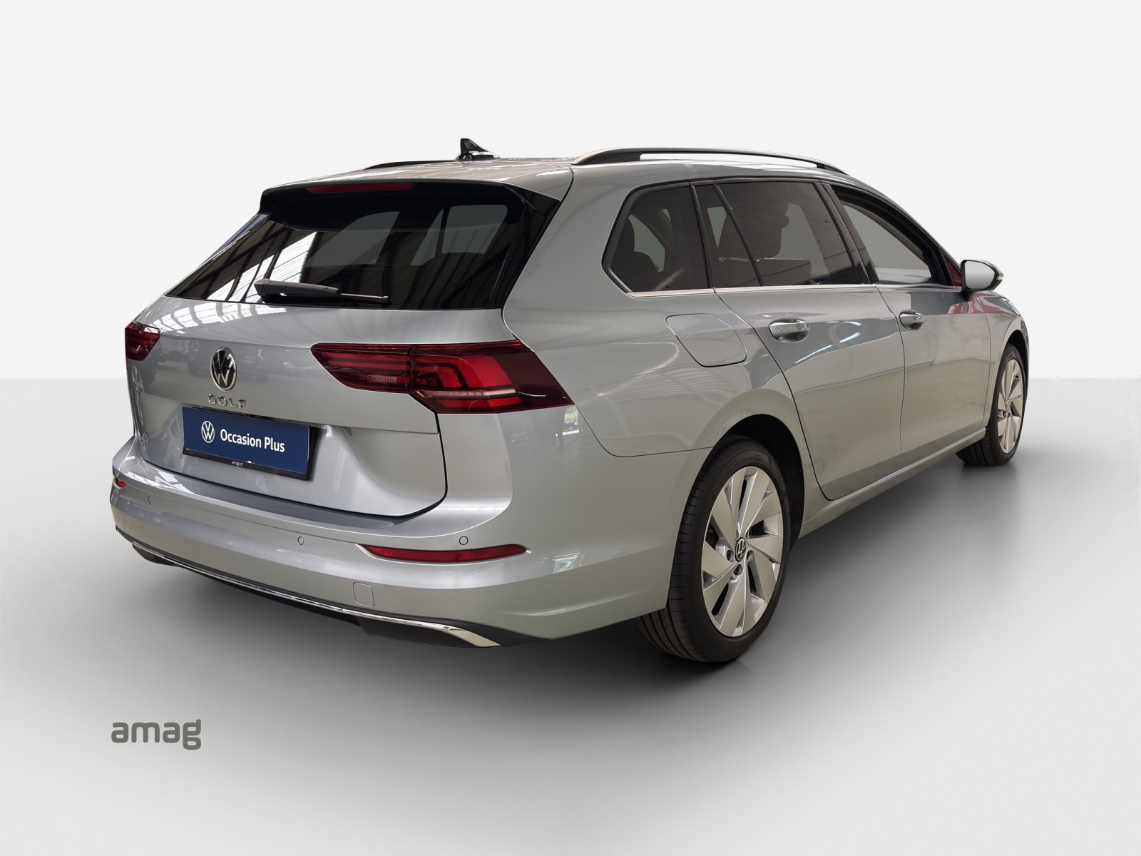 VW Golf Variant 2.0 TDI Style DSG-image-4