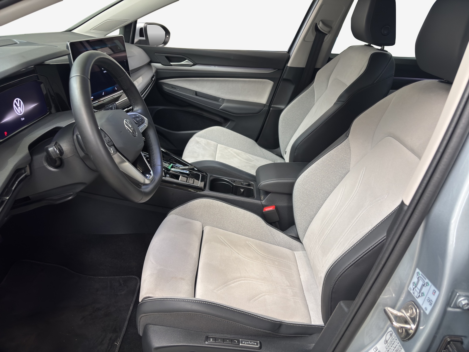 VW Golf Variant 2.0 TDI Style DSG-image-7
