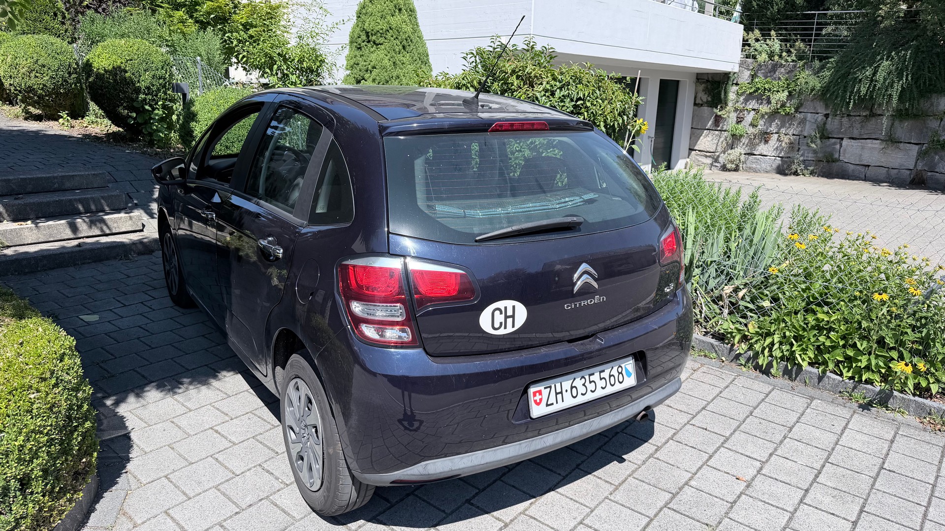 CITROEN 1.2 PureTech Attraction-image-2