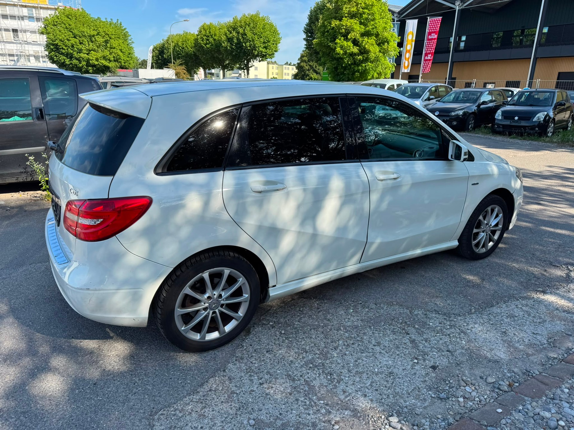 MERCEDES-BENZ B 180 CDI 7G-DCT-image-4