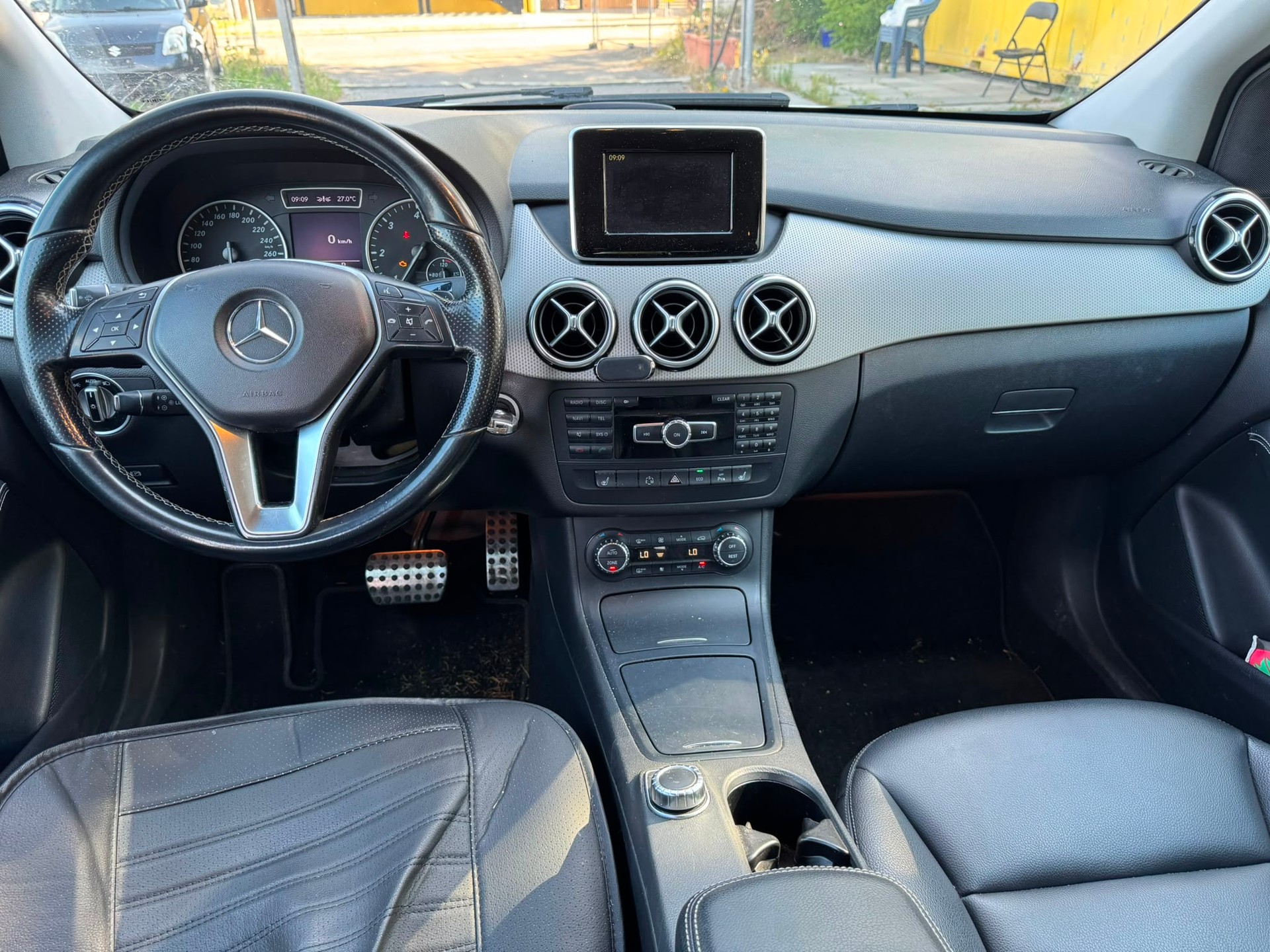 MERCEDES-BENZ B 180 CDI 7G-DCT-image-8