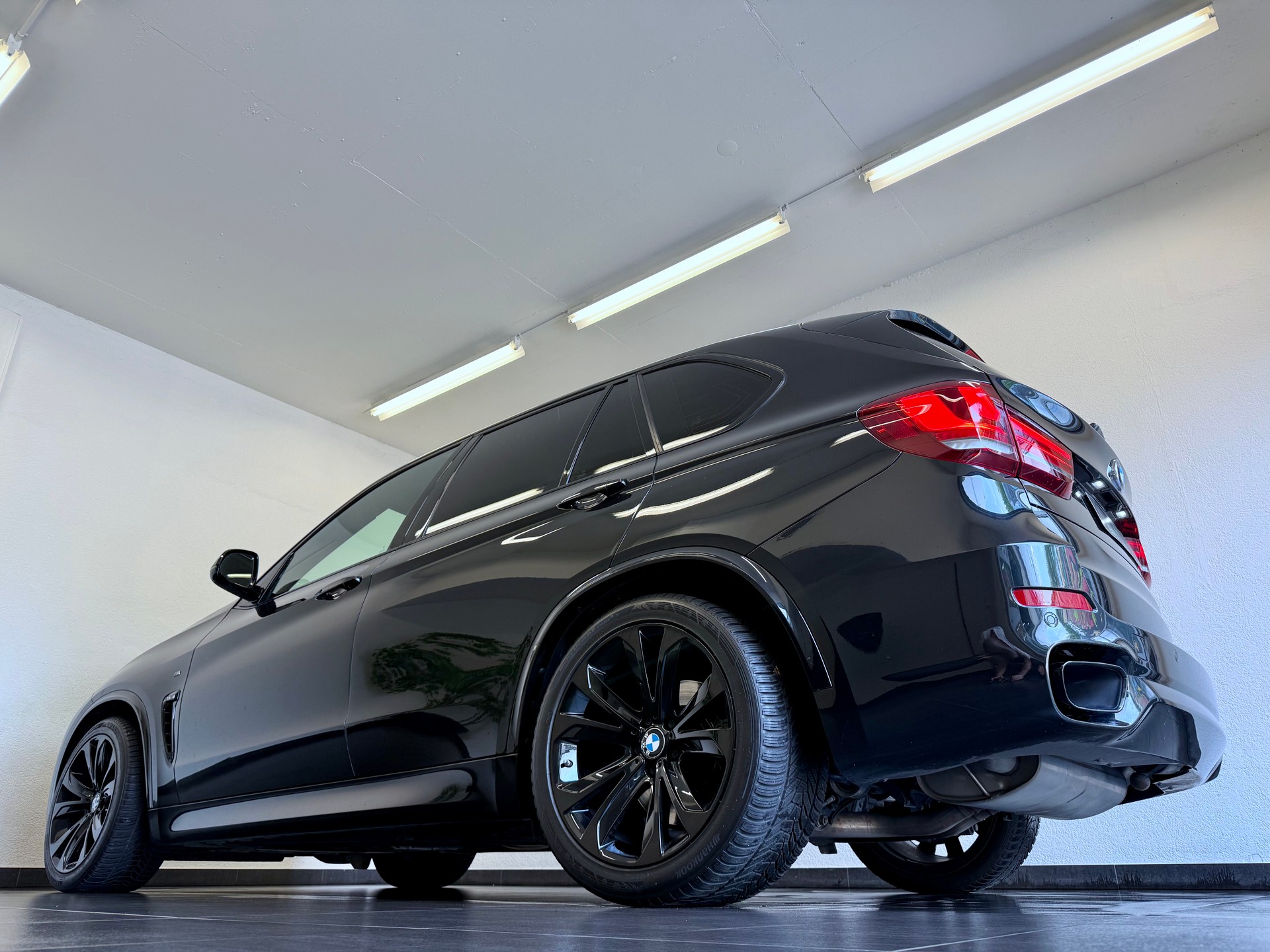 BMW X5 xDrive M50d Steptronic-image-9