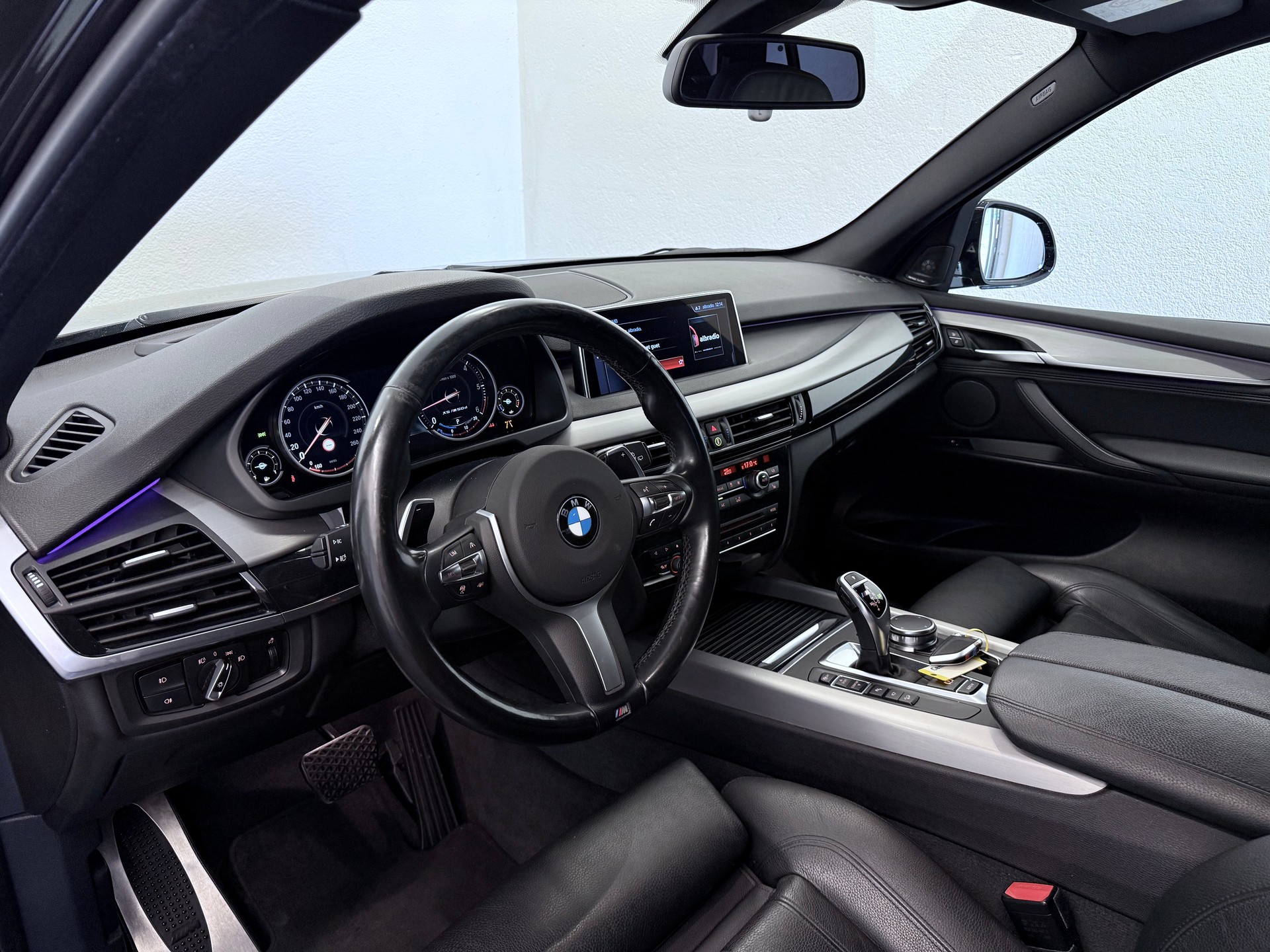 BMW X5 xDrive M50d Steptronic-image-14