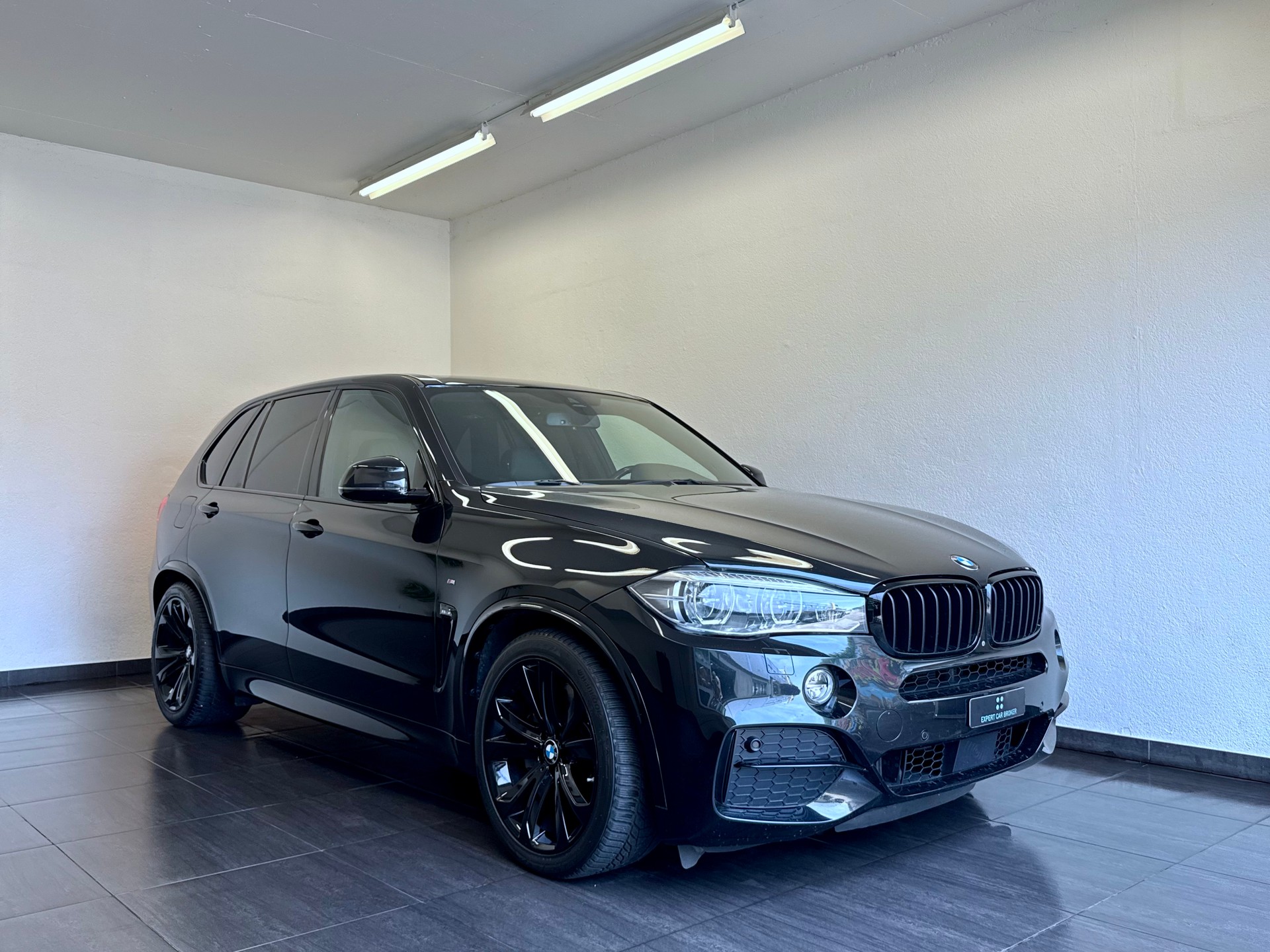 BMW X5 xDrive M50d Steptronic-image-1