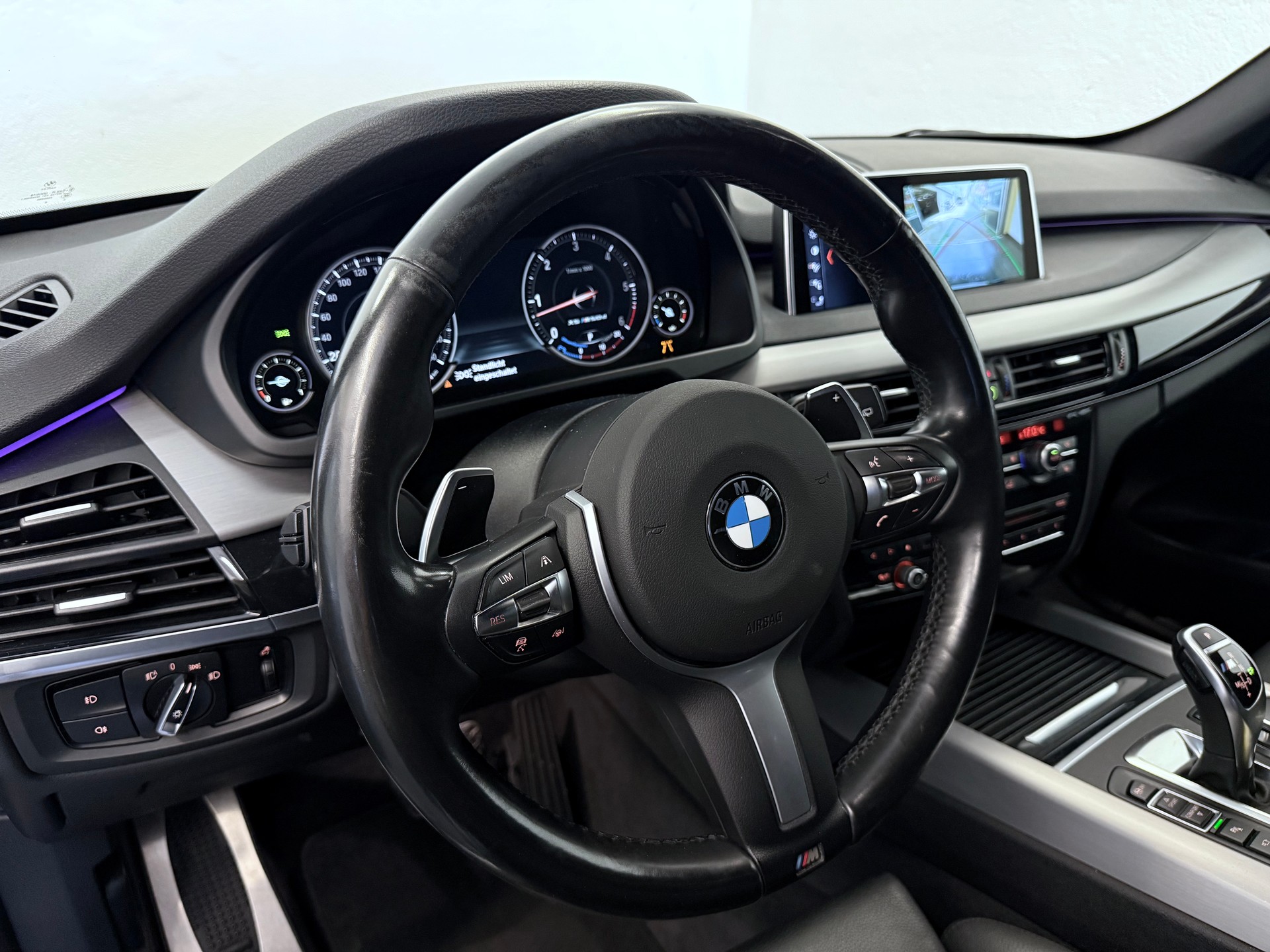 BMW X5 xDrive M50d Steptronic-image-15