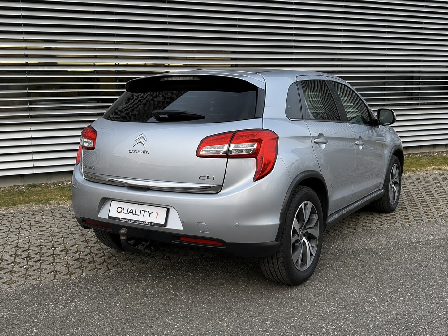 CITROEN C4 Aircross 1.6 HDi Exclusive 4WD-image-12