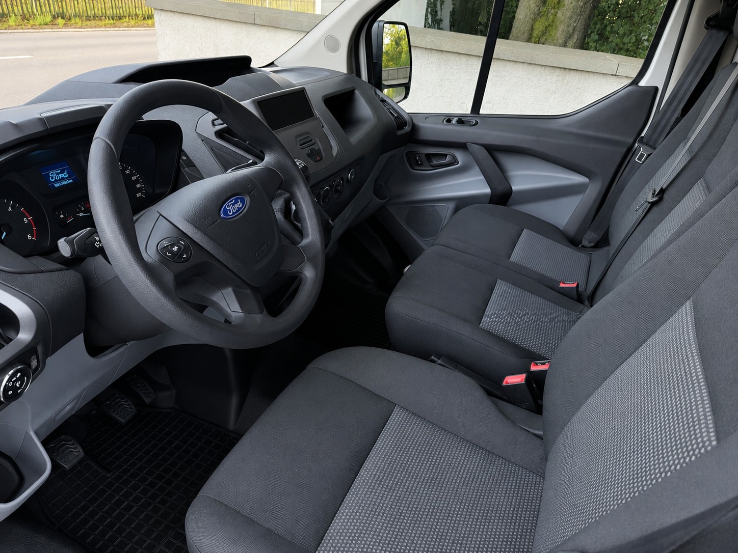 FORD Transit Custom Van 310 L1H1 / 1 Hand / Top Zustand / Frisch ab MFK / Service gepflegt / 36 Monate Garantie / 8 Fach /Nur 67tkm-image-10