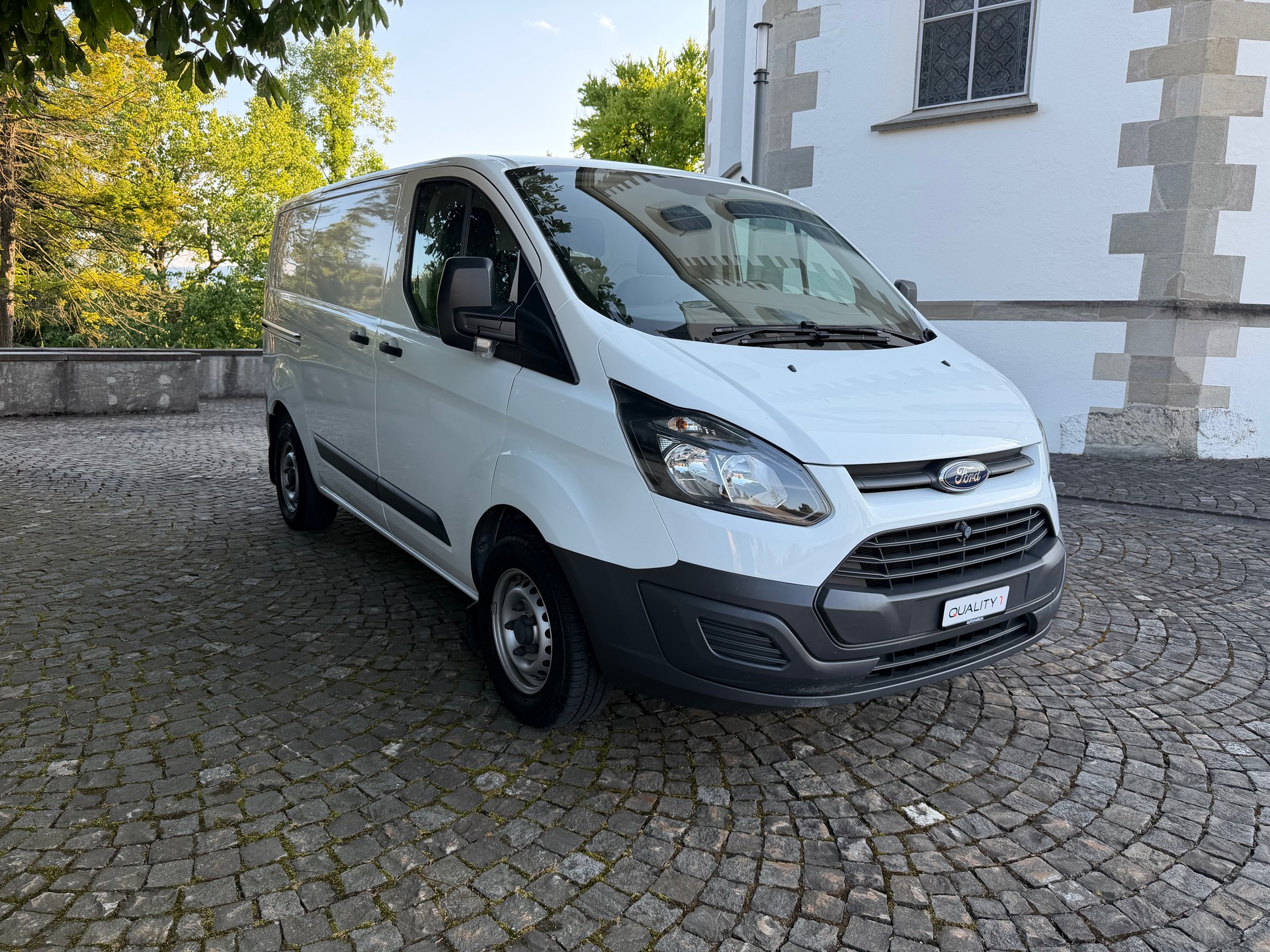 FORD Transit Custom Van 310 L1H1 / 1 Hand / Top Zustand / Frisch ab MFK / Service gepflegt / 36 Monate Garantie / 8 Fach /Nur 67tkm-image-2