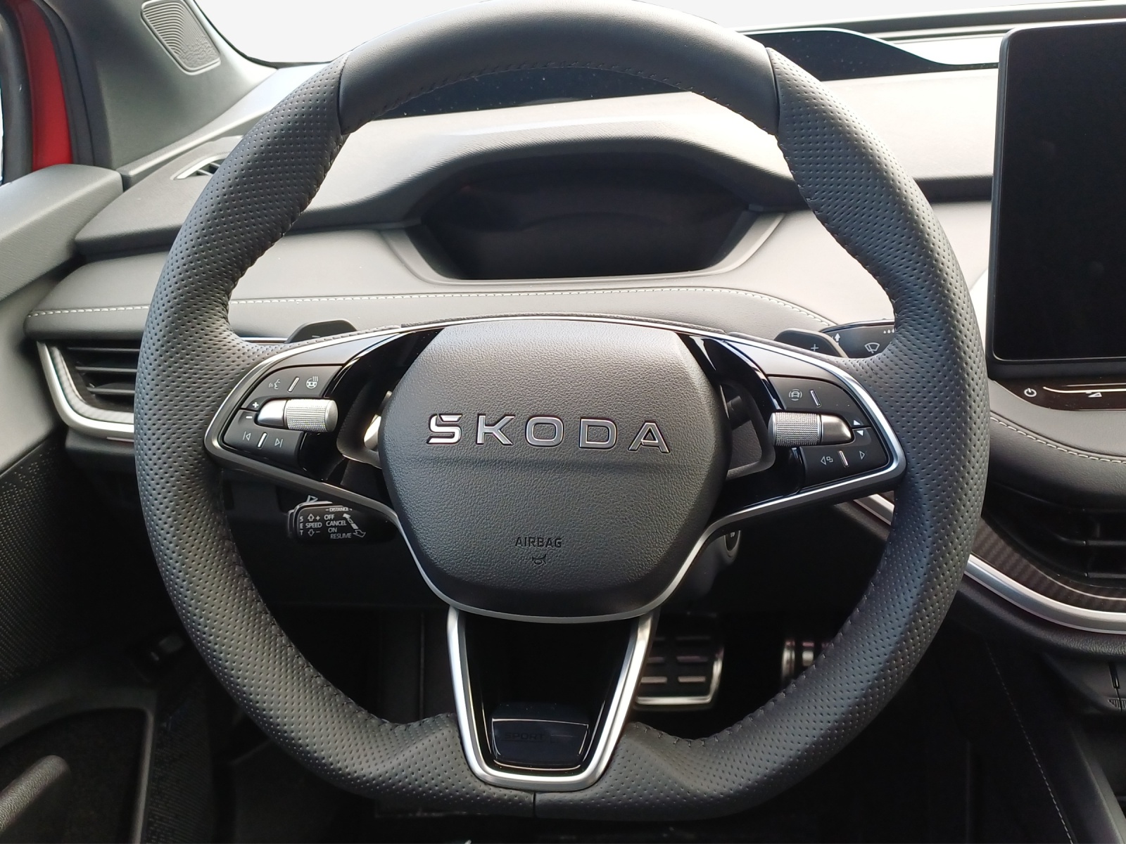SKODA Elroq 85x Sportline 4x4-image-9