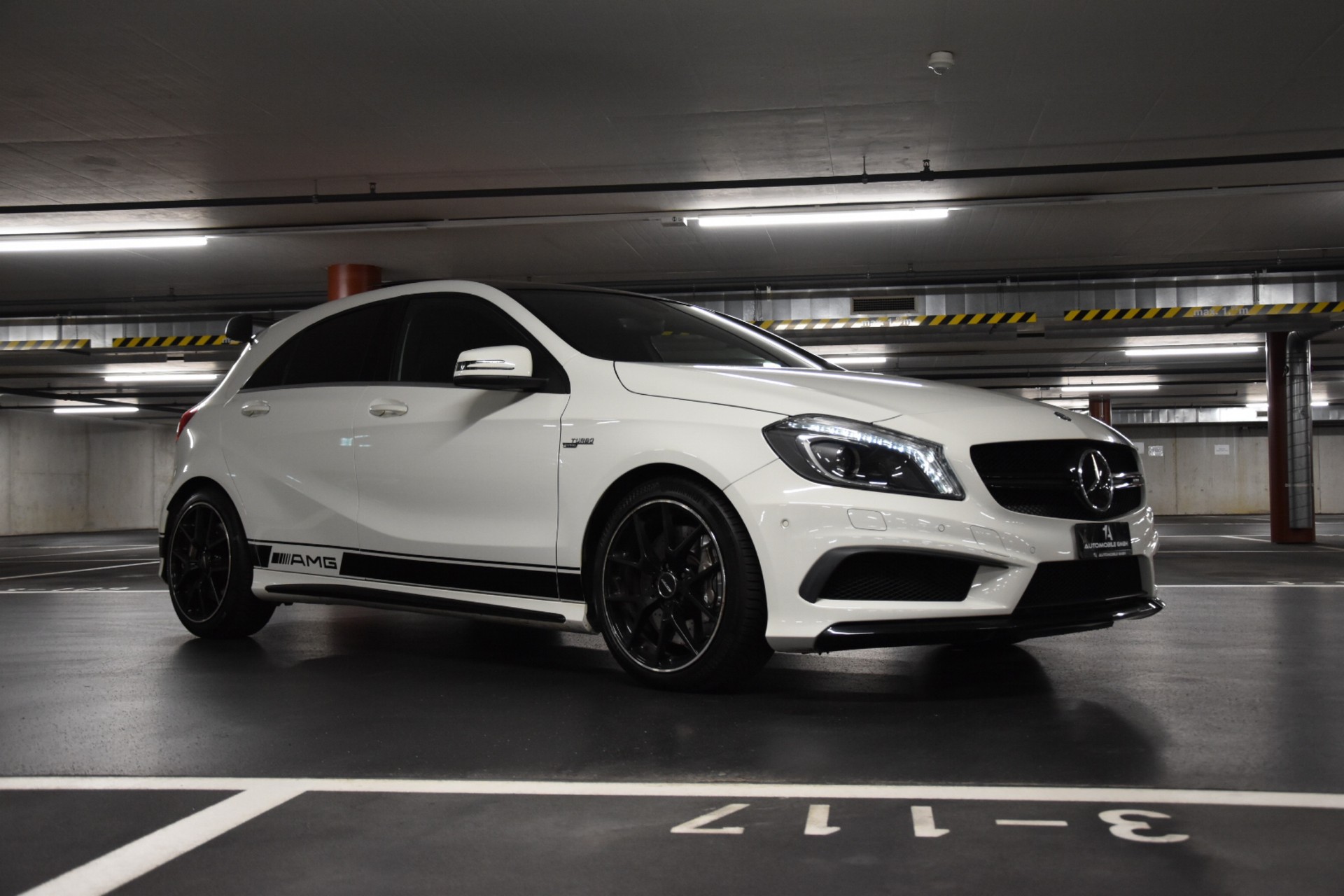 MERCEDES-BENZ A 45 AMG 4Matic Speedshift 7G-DCT-image-8