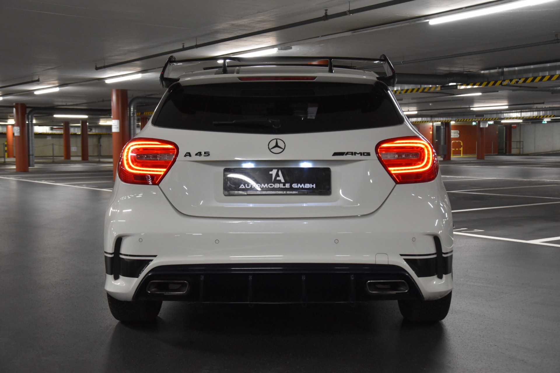 MERCEDES-BENZ A 45 AMG 4Matic Speedshift 7G-DCT-image-5
