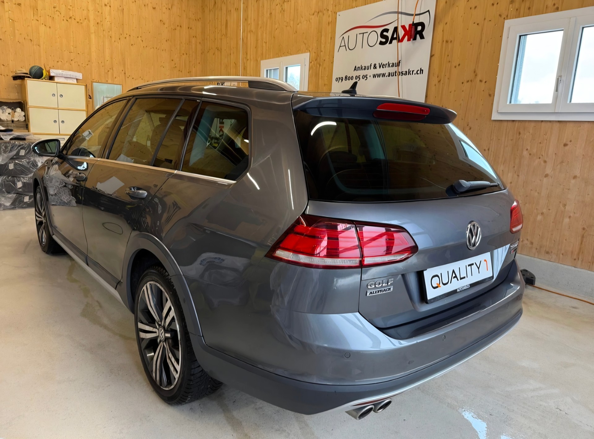 VW Golf 2.0 TDI Alltrack 4Motion DSG-image-5