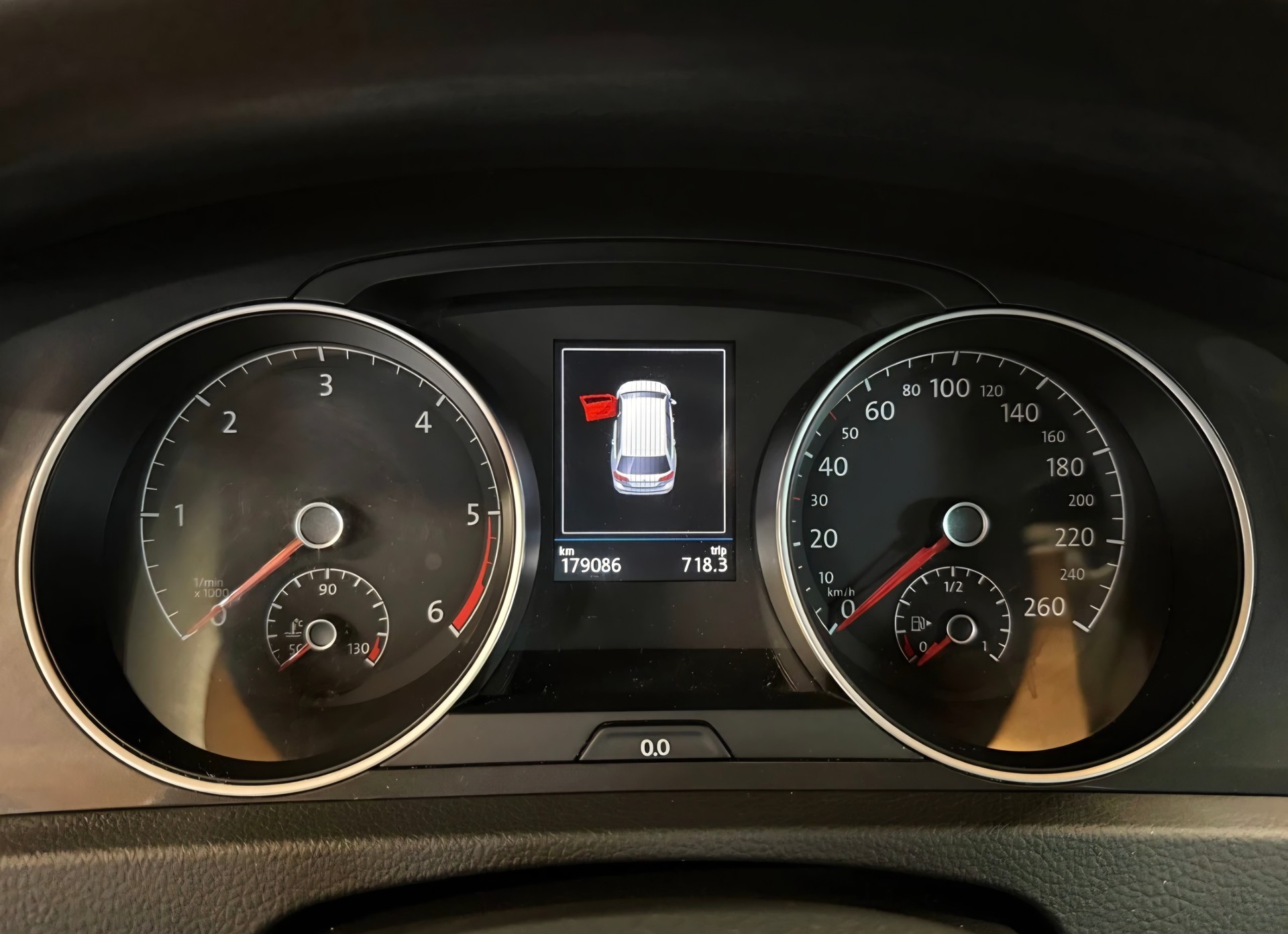 VW Golf 2.0 TDI Alltrack 4Motion DSG-image-10