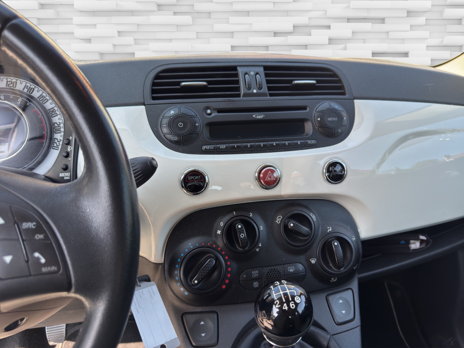 FIAT 500C 1.4 16V Lounge-image-12
