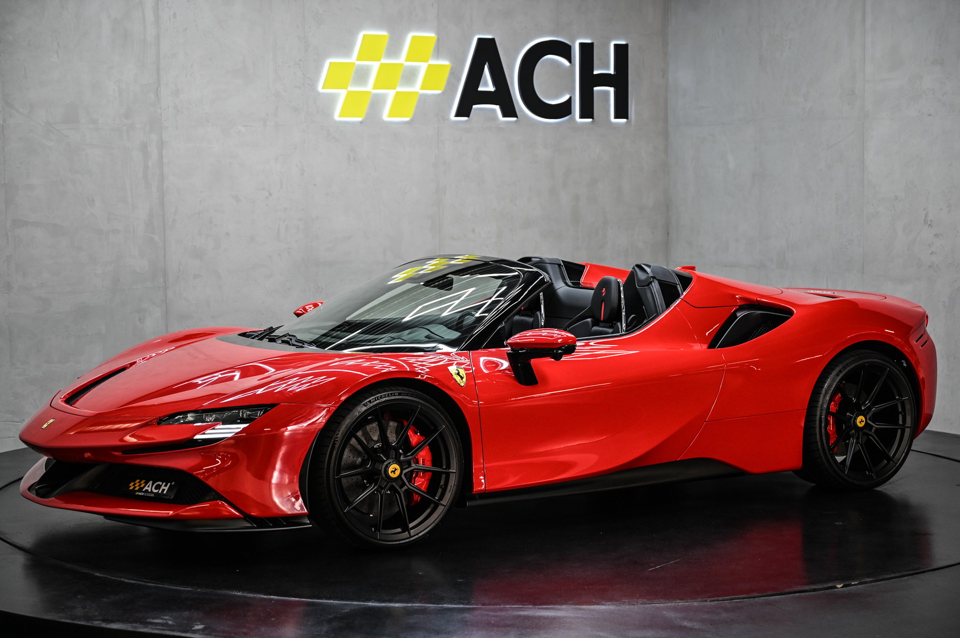 FERRARI SF90 Spider-image-11