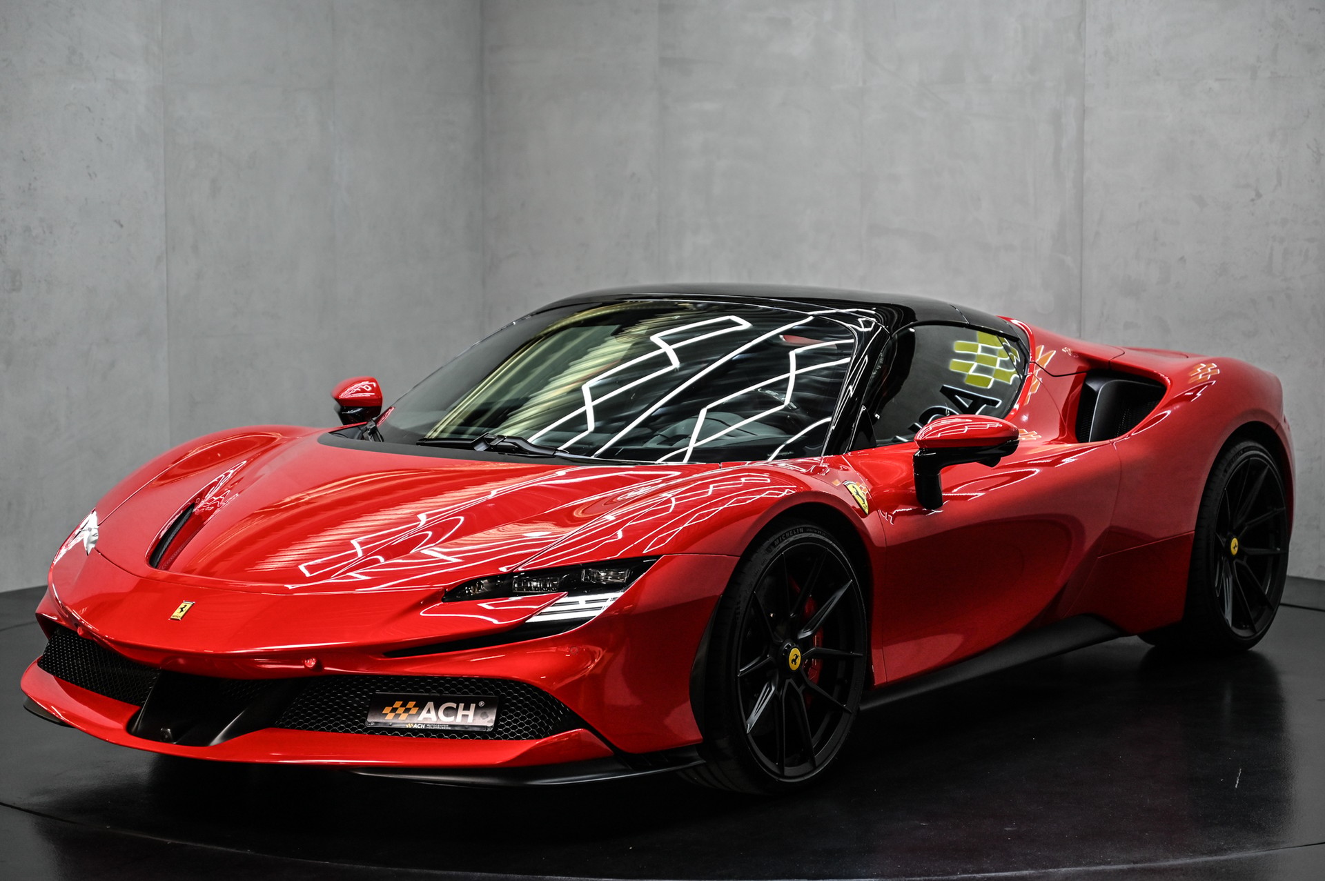 FERRARI SF90 Spider-image-5