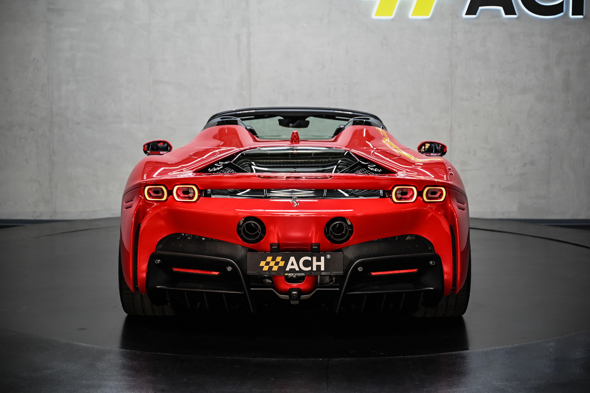 FERRARI SF90 Spider-image-7