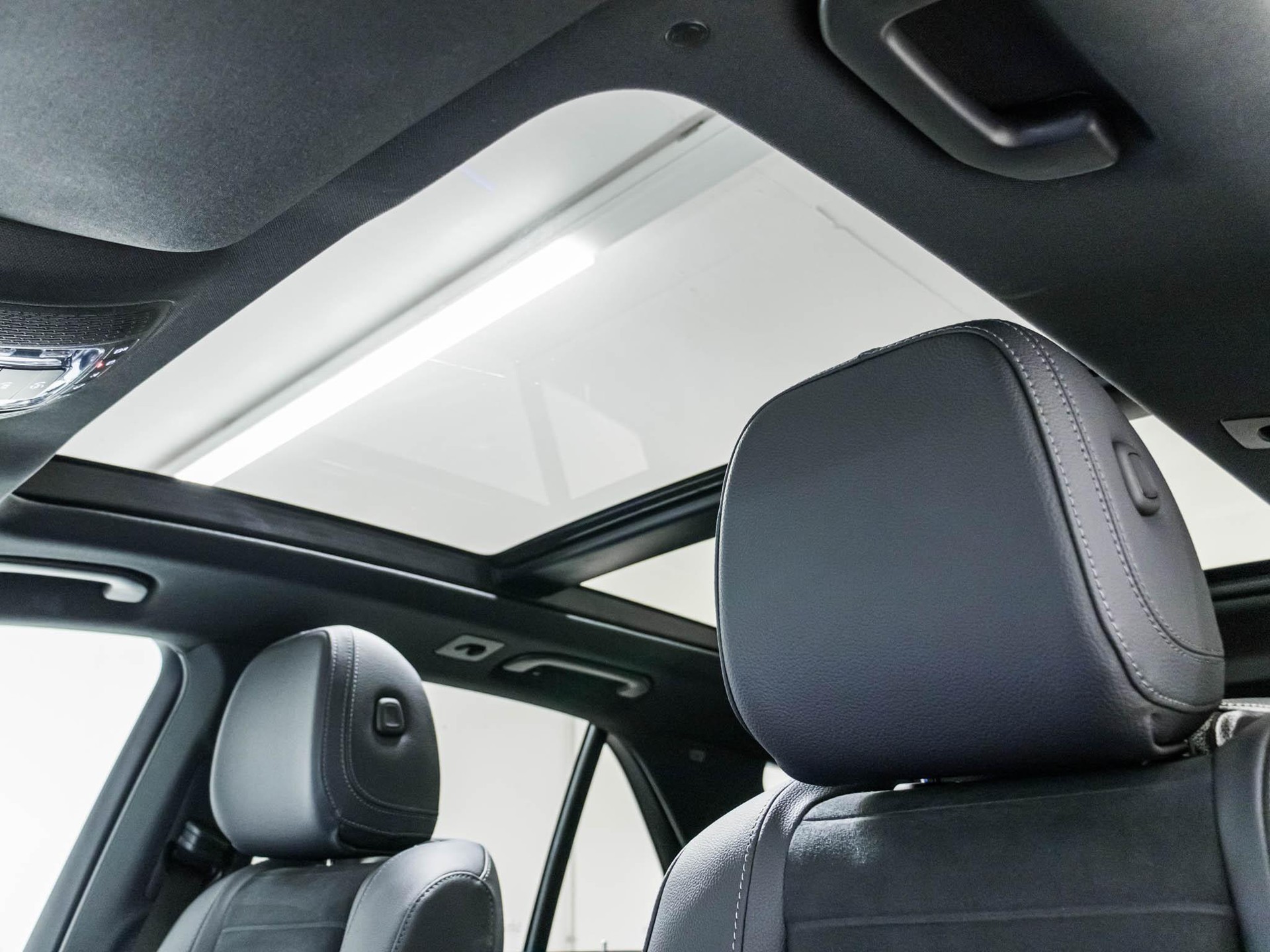 MERCEDES-BENZ GLE 350 de 4MATIC-image-8