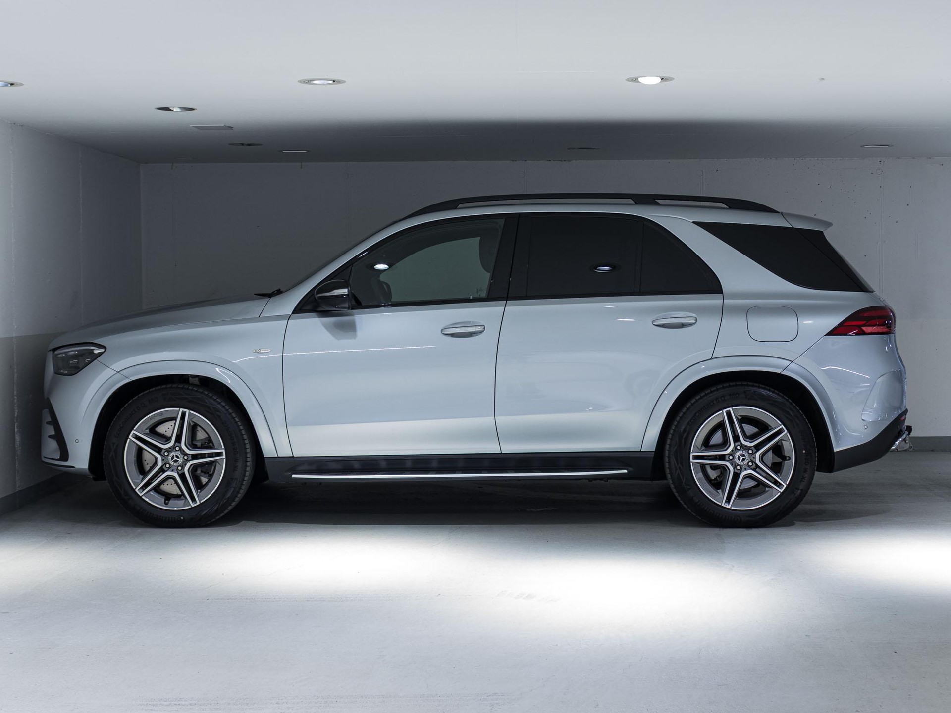 MERCEDES-BENZ GLE 350 de 4MATIC-image-4