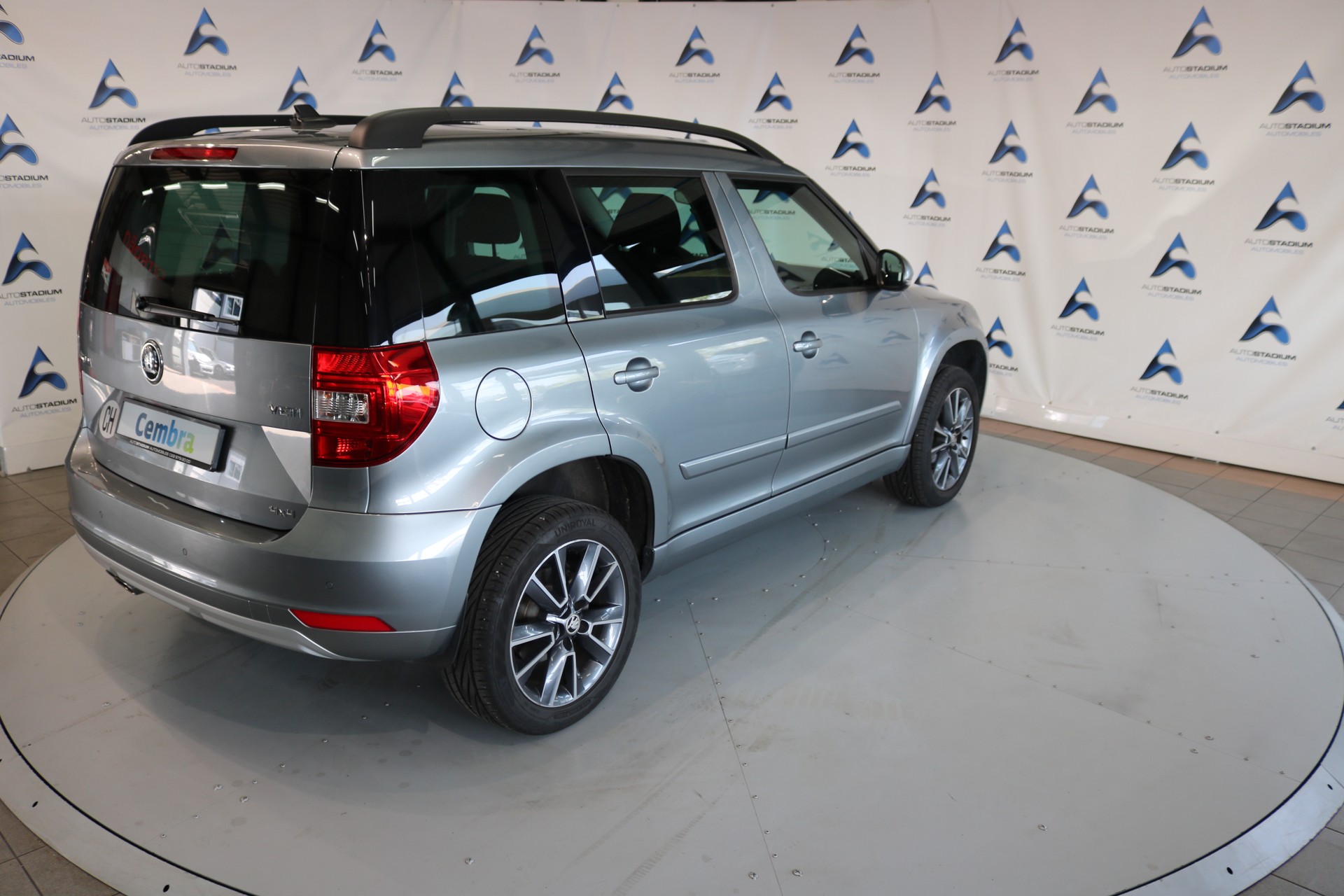 SKODA Yeti 1.4 TSI Ambition 4x4 DSG-image-31
