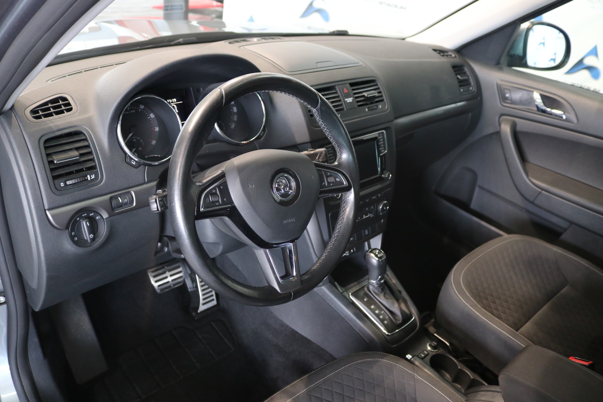 SKODA Yeti 1.4 TSI Ambition 4x4 DSG-image-1