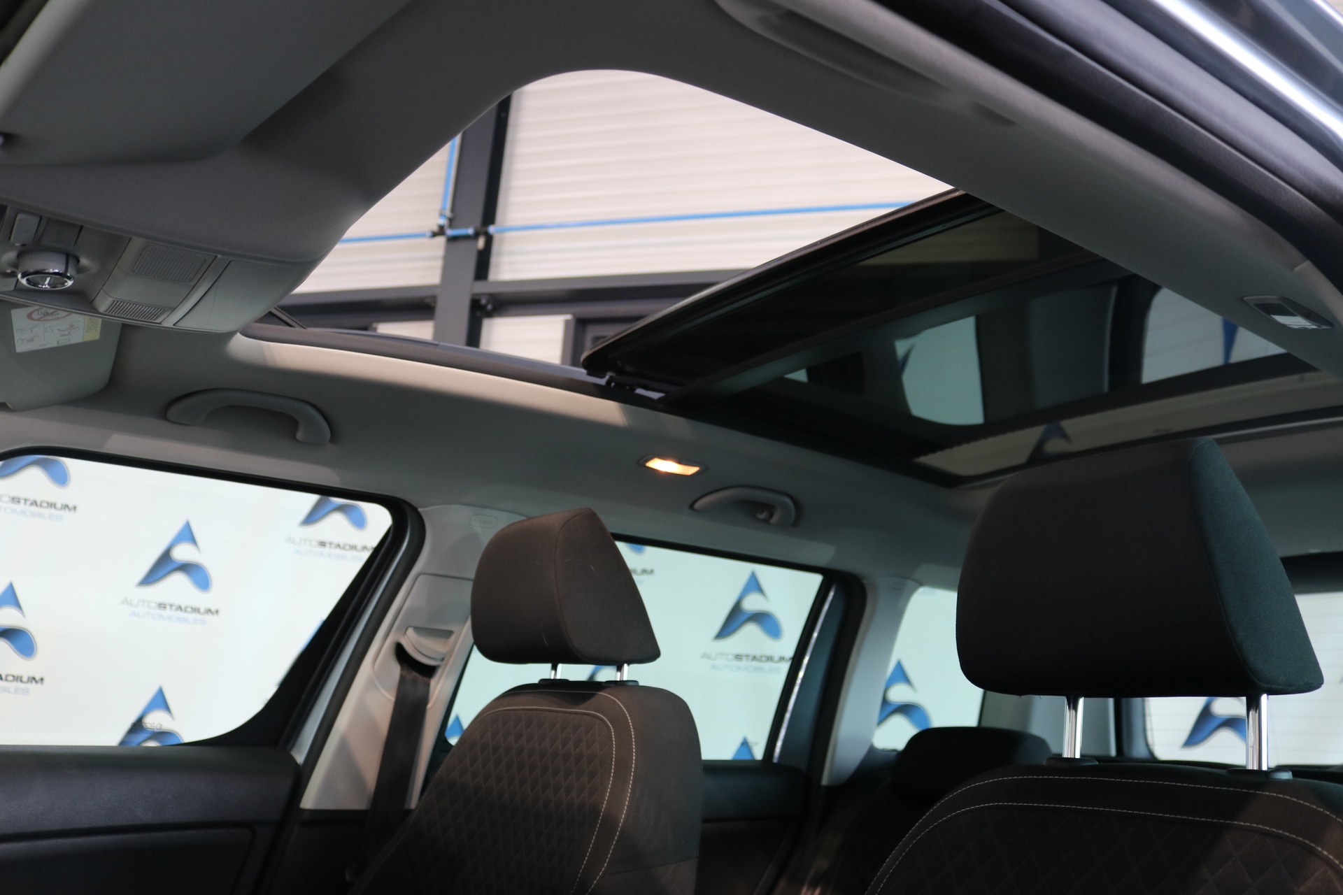 SKODA Yeti 1.4 TSI Ambition 4x4 DSG-image-58