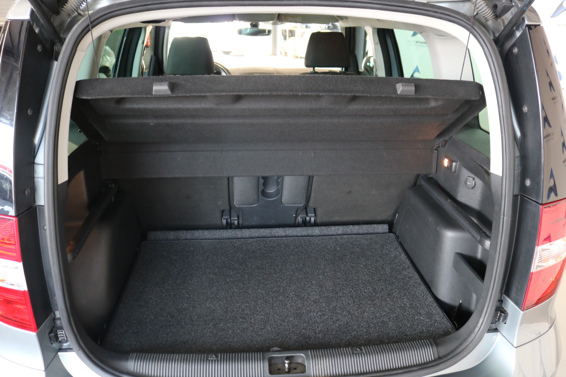 SKODA Yeti 1.4 TSI Ambition 4x4 DSG-image-44