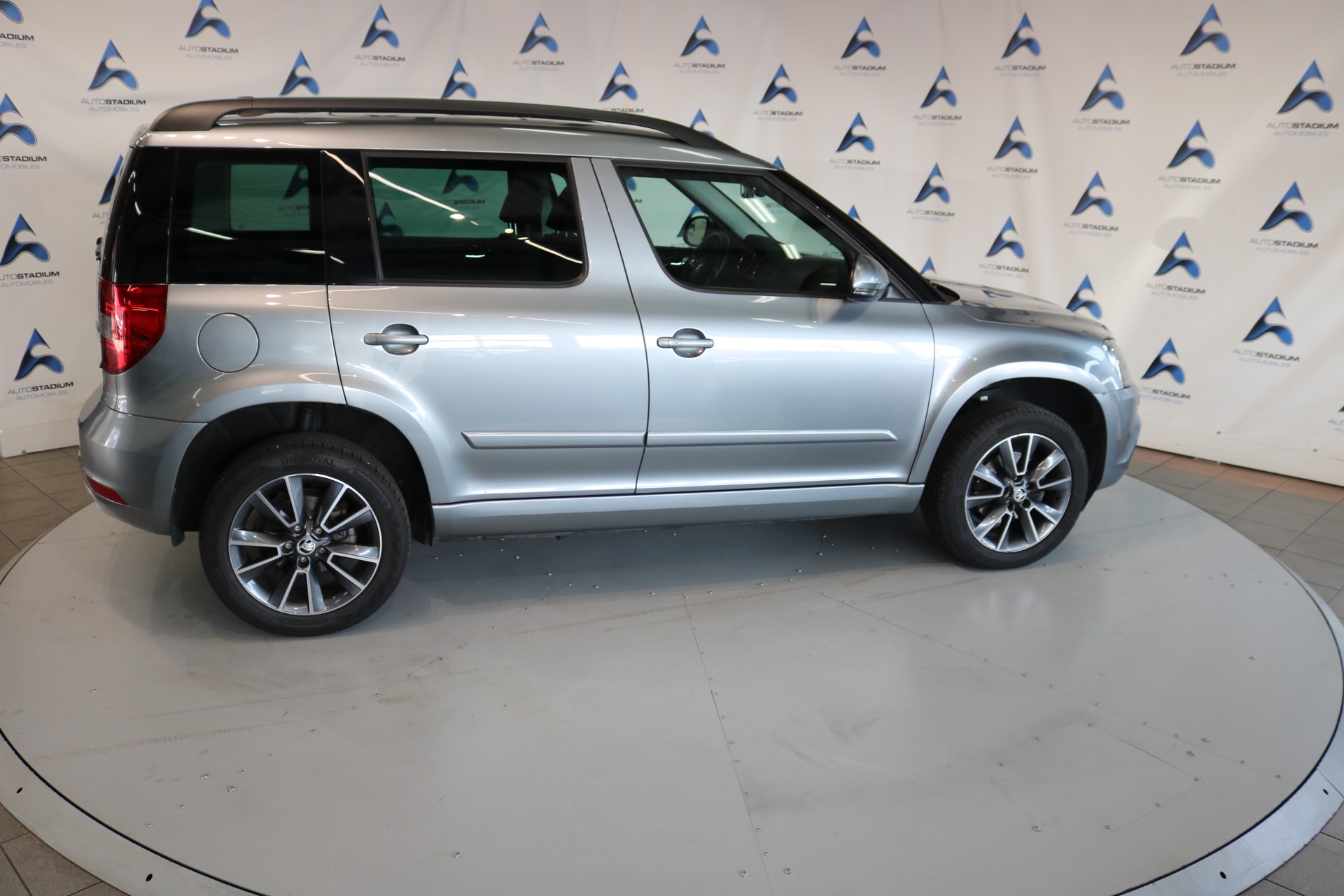 SKODA Yeti 1.4 TSI Ambition 4x4 DSG-image-33