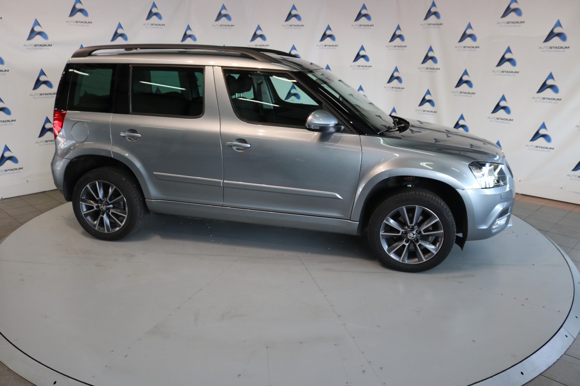 SKODA Yeti 1.4 TSI Ambition 4x4 DSG-image-35