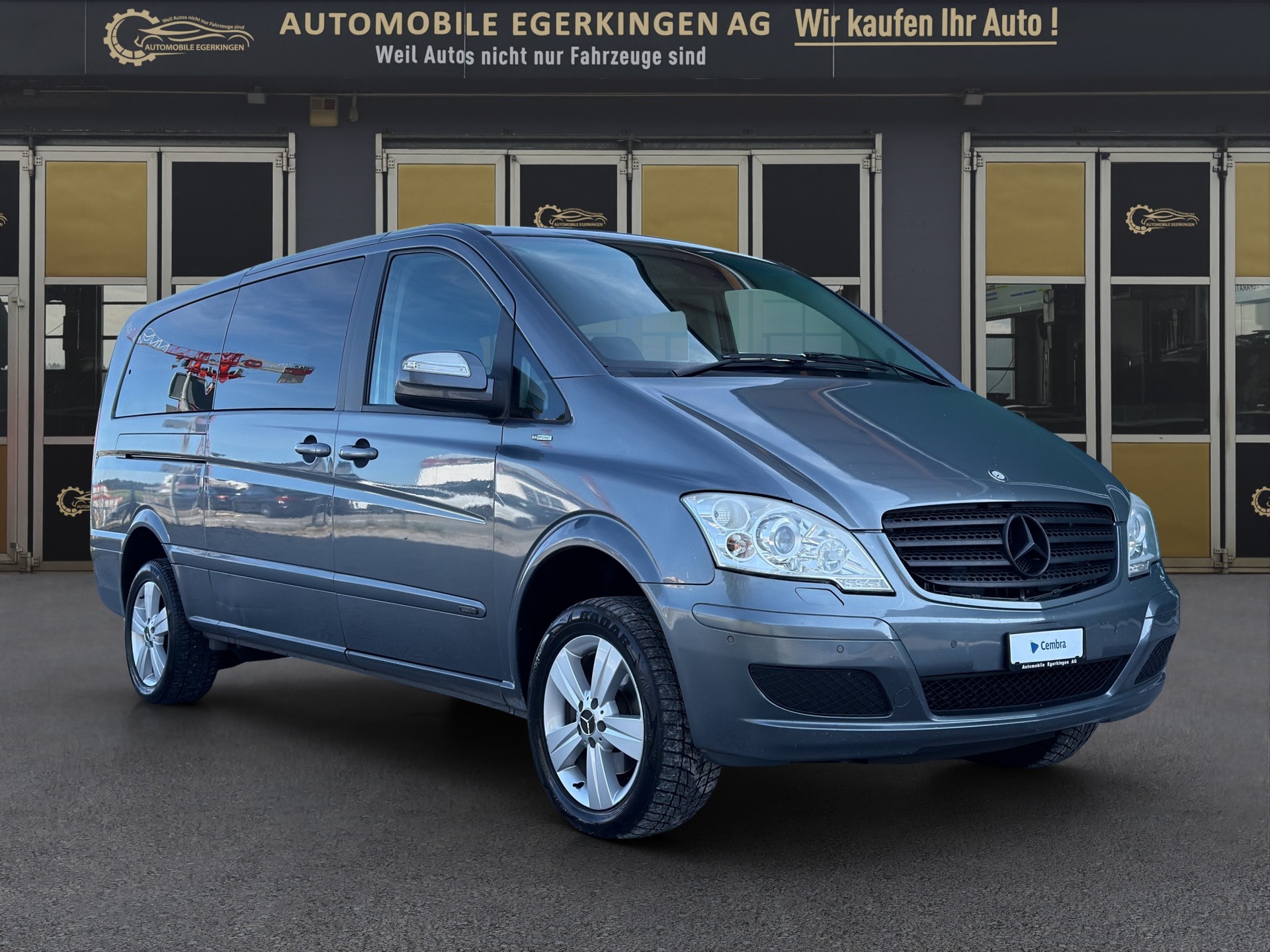 MERCEDES-BENZ Viano 2.2 CDI Blue Eff. Ambiente Ed. EL 4Matic A-image-2