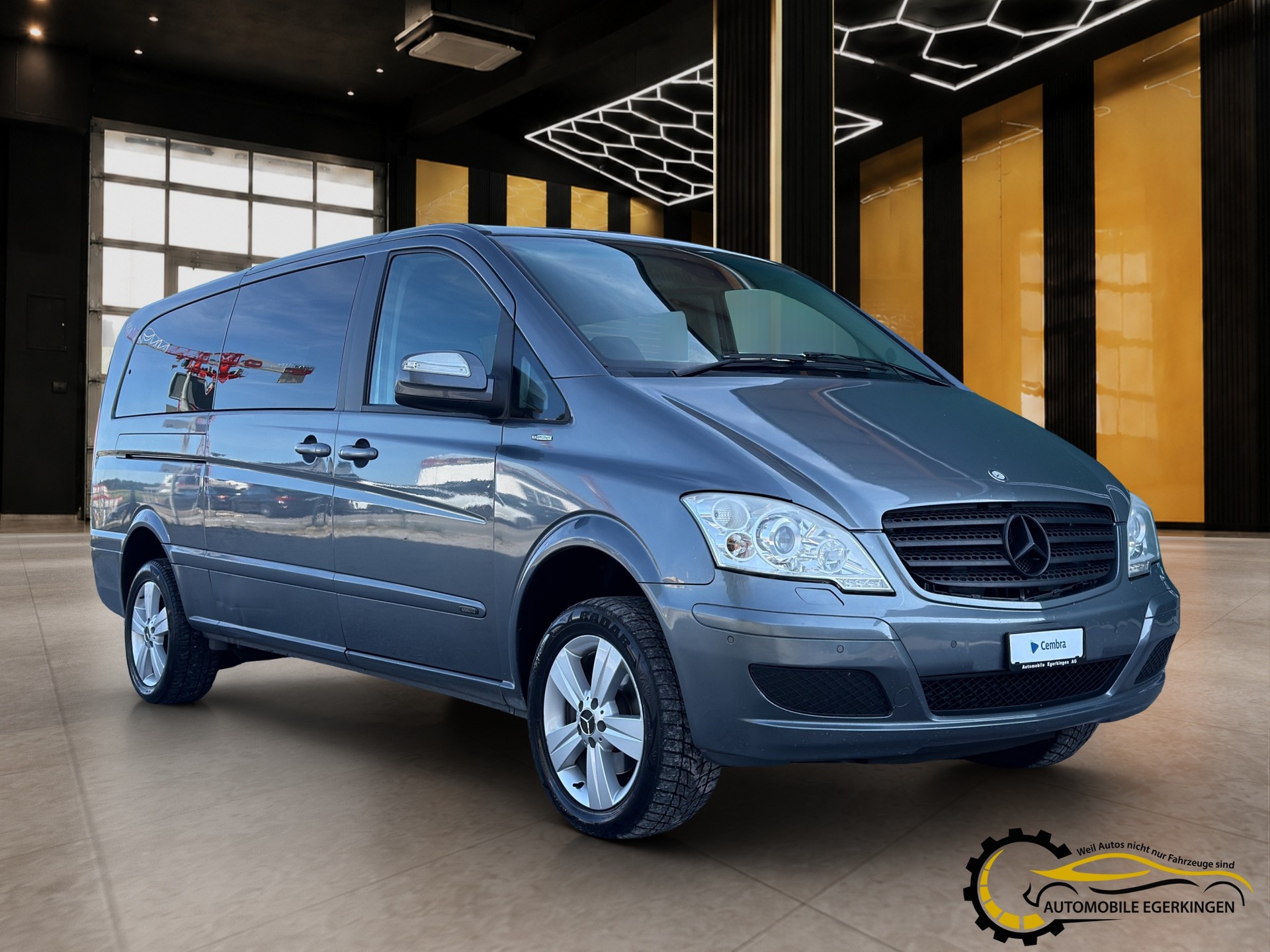 MERCEDES-BENZ Viano 2.2 CDI Blue Eff. Ambiente Ed. EL 4Matic A-image-2
