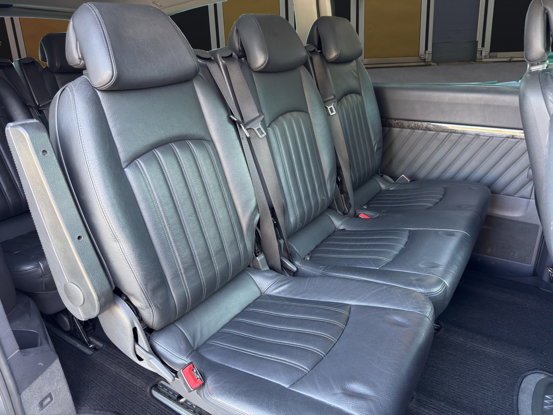 MERCEDES-BENZ Viano 2.2 CDI Blue Eff. Ambiente Ed. EL 4Matic A-image-13