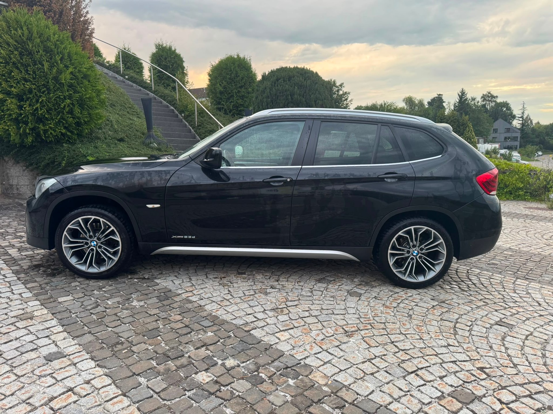 BMW X1 xDrive 23d-image-3