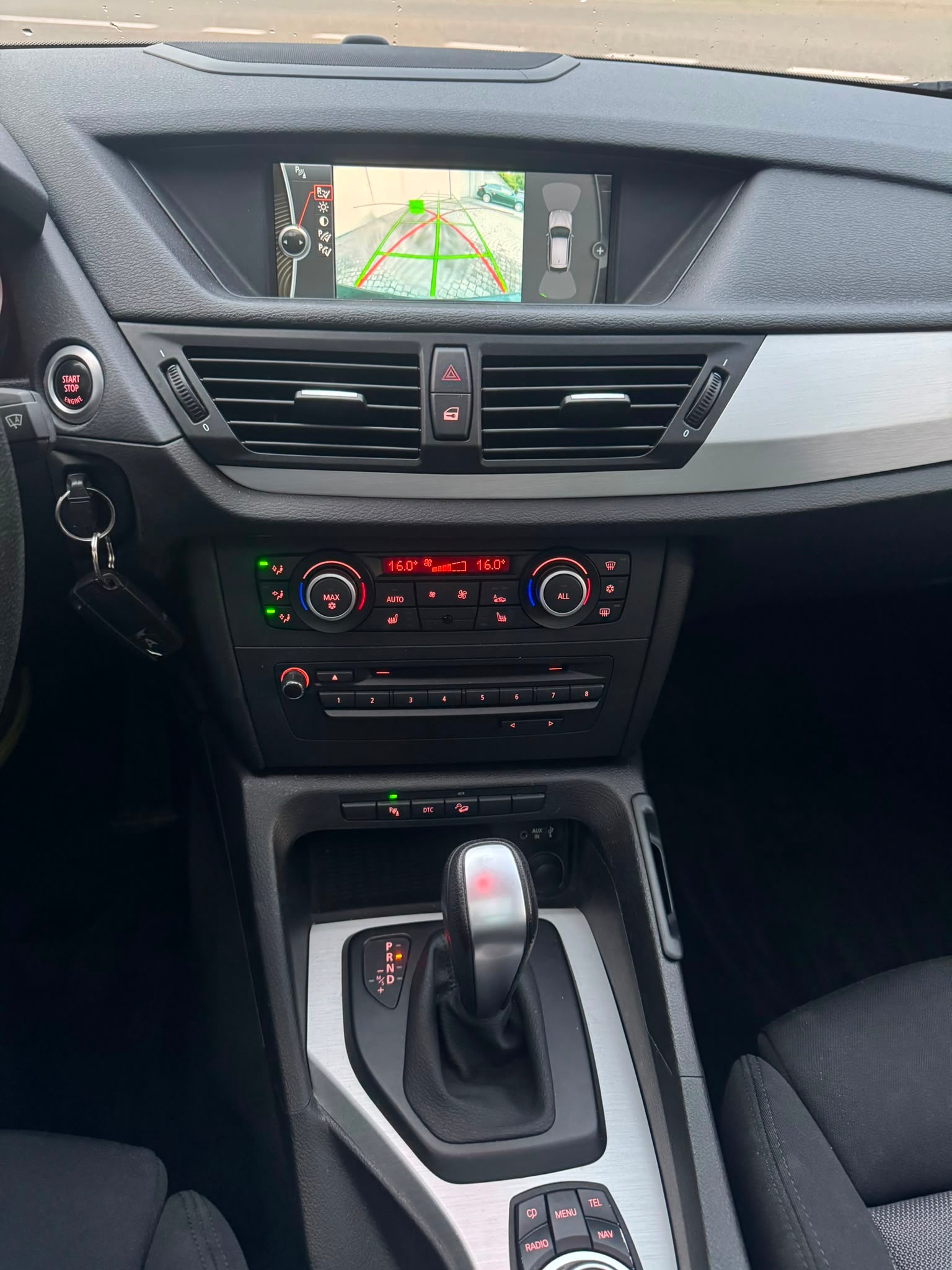 BMW X1 xDrive 23d-image-10