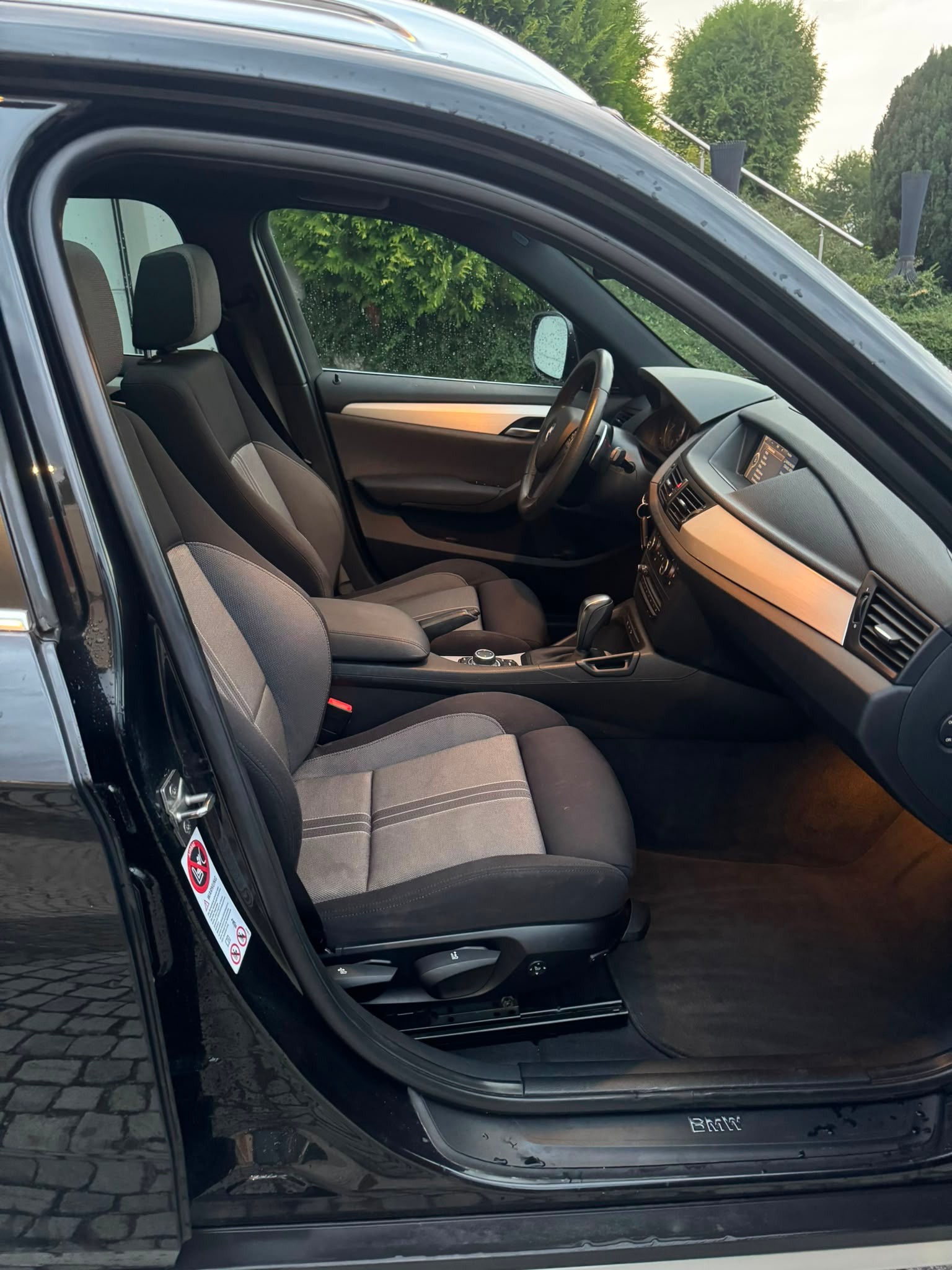 BMW X1 xDrive 23d-image-13